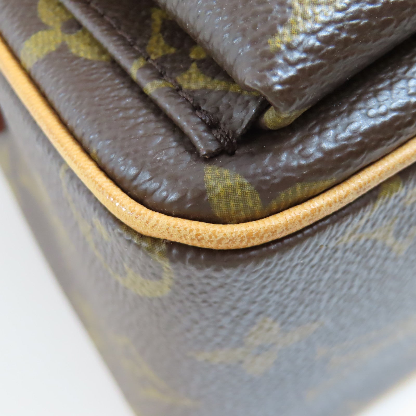 LOUIS VUITTON Monogram Viva Cite MM金扣肩背袋棕色