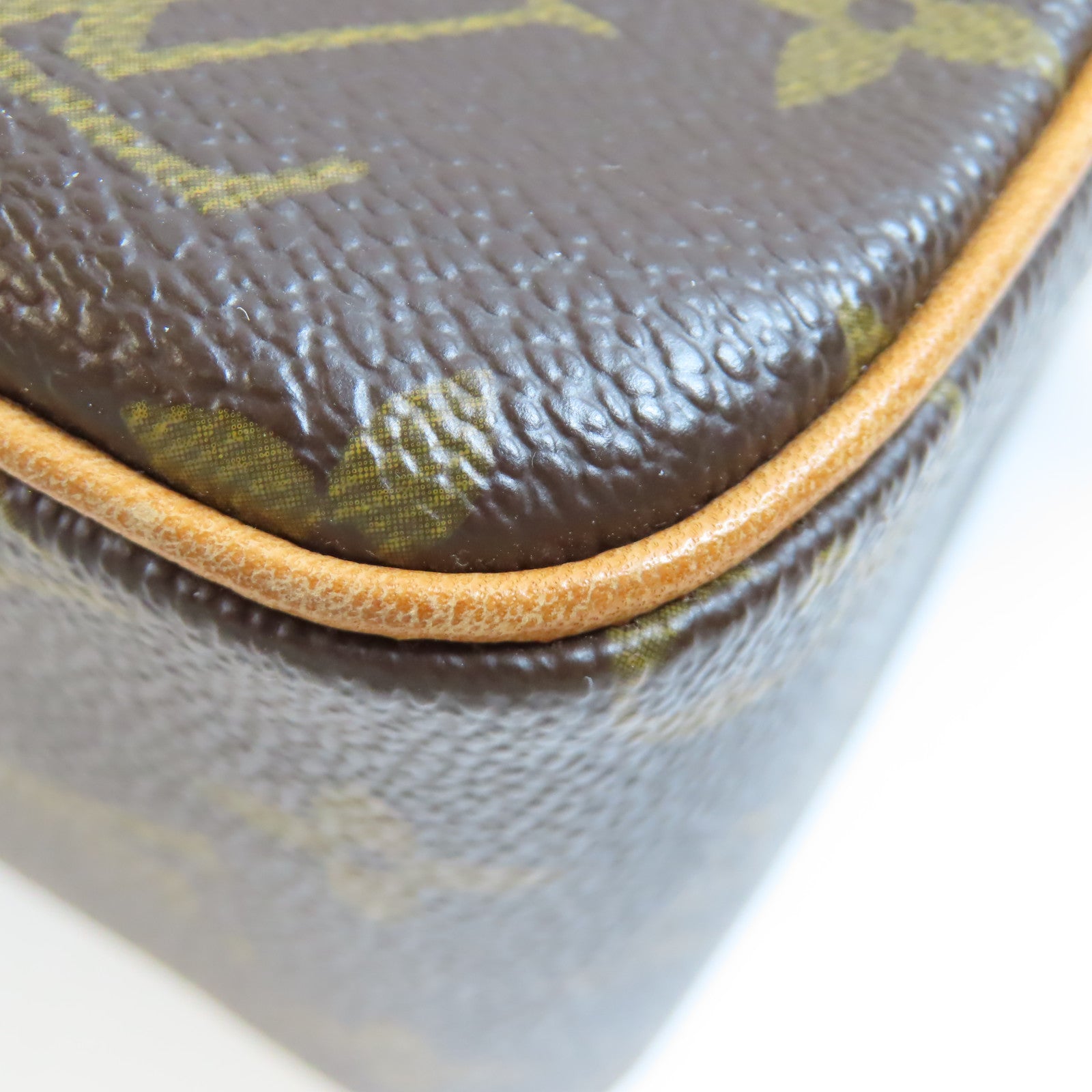 LOUIS VUITTON Monogram Viva Cite MM金扣肩背袋棕色