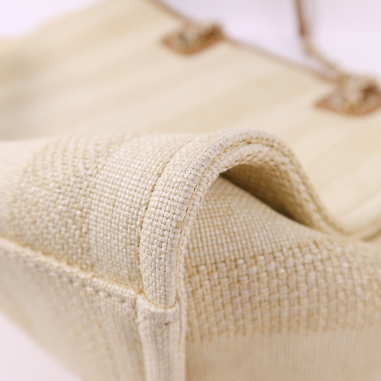 CHANEL 纖維Deauville Tote Bag金扣鏈帶肩背袋