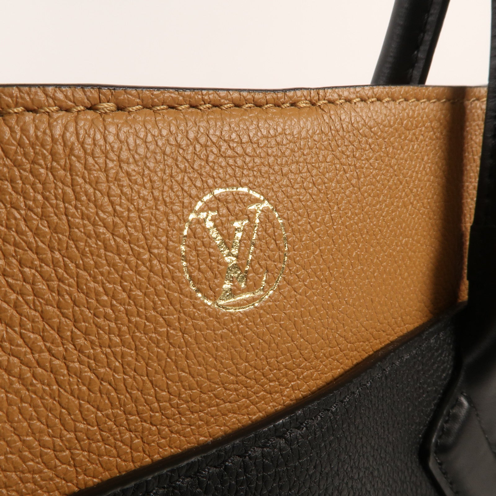 LOUIS VUITTON Monogram/牛皮皮革On My Side MM金扣手挽肩背兩用袋