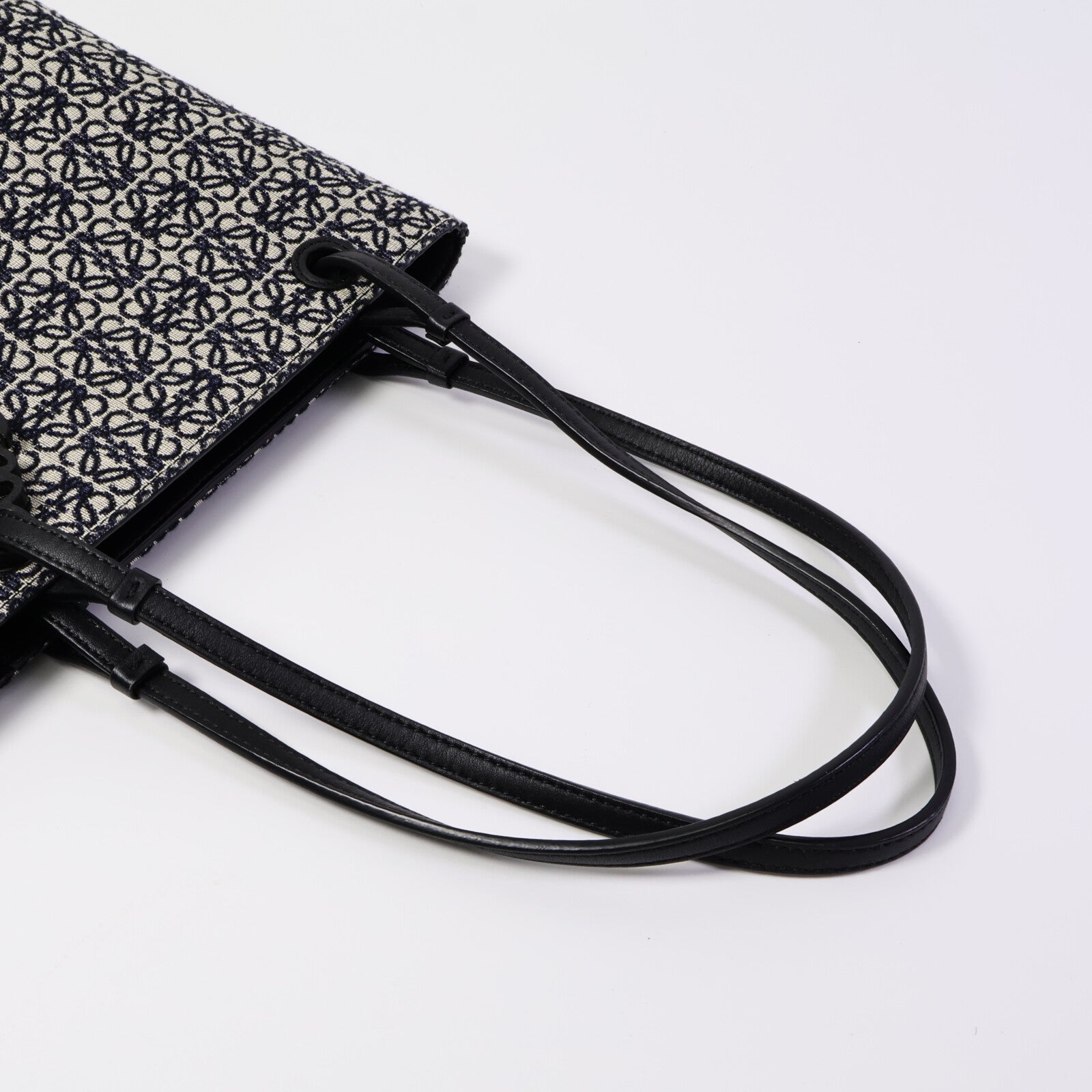 LOEWE 帆布Square Anagram Tote肩背袋