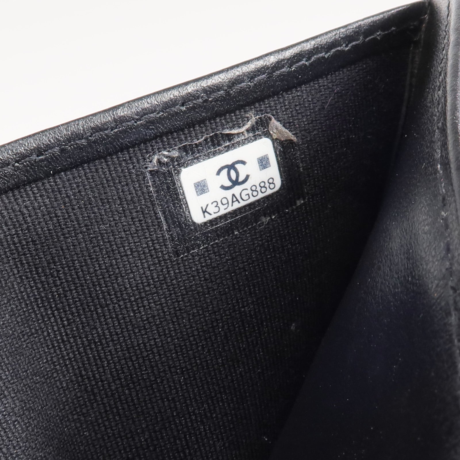 CHANEL 牛皮皮革Wallet金扣錢包