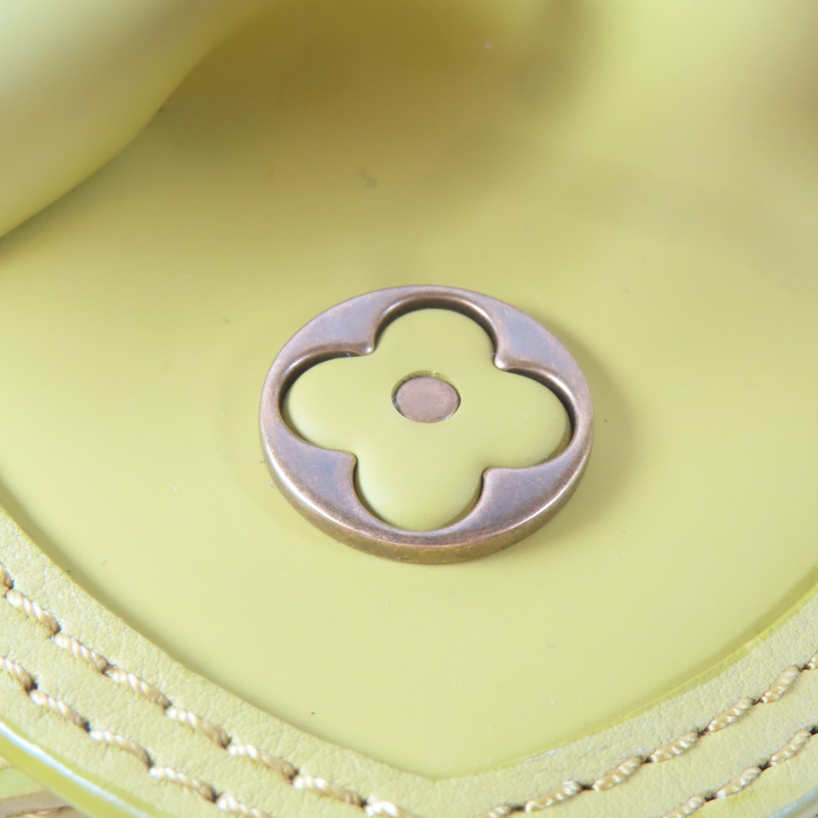 LOUIS VUITTON 【激減優惠】牛皮皮革Kennedy Yanko Artycapucines MM銅扣/金扣手挽肩背兩用袋黃色