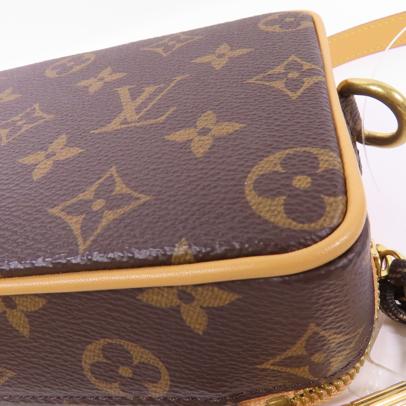 LOUIS VUITTON Monogram Baladeur Wearable Wallet金扣肩背袋