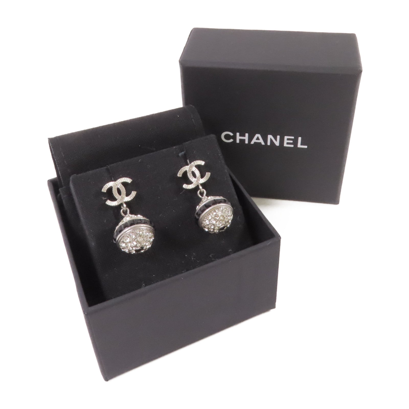 CHANEL 金屬/水鑽CC Earrings銀扣耳環銀色/黑色