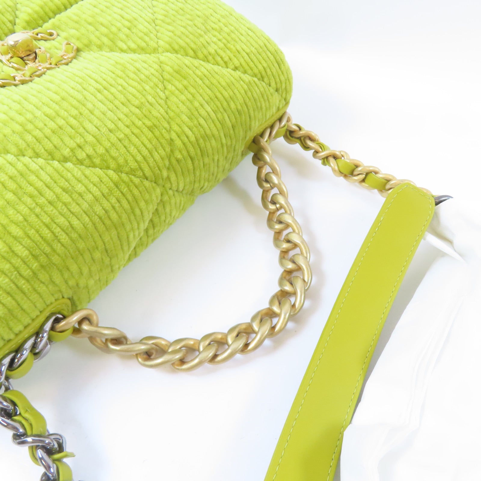 CHANEL 【激減優惠】菱格燈芯絨Chanel 19金扣/銀扣鏈帶手挽肩背兩用袋綠色