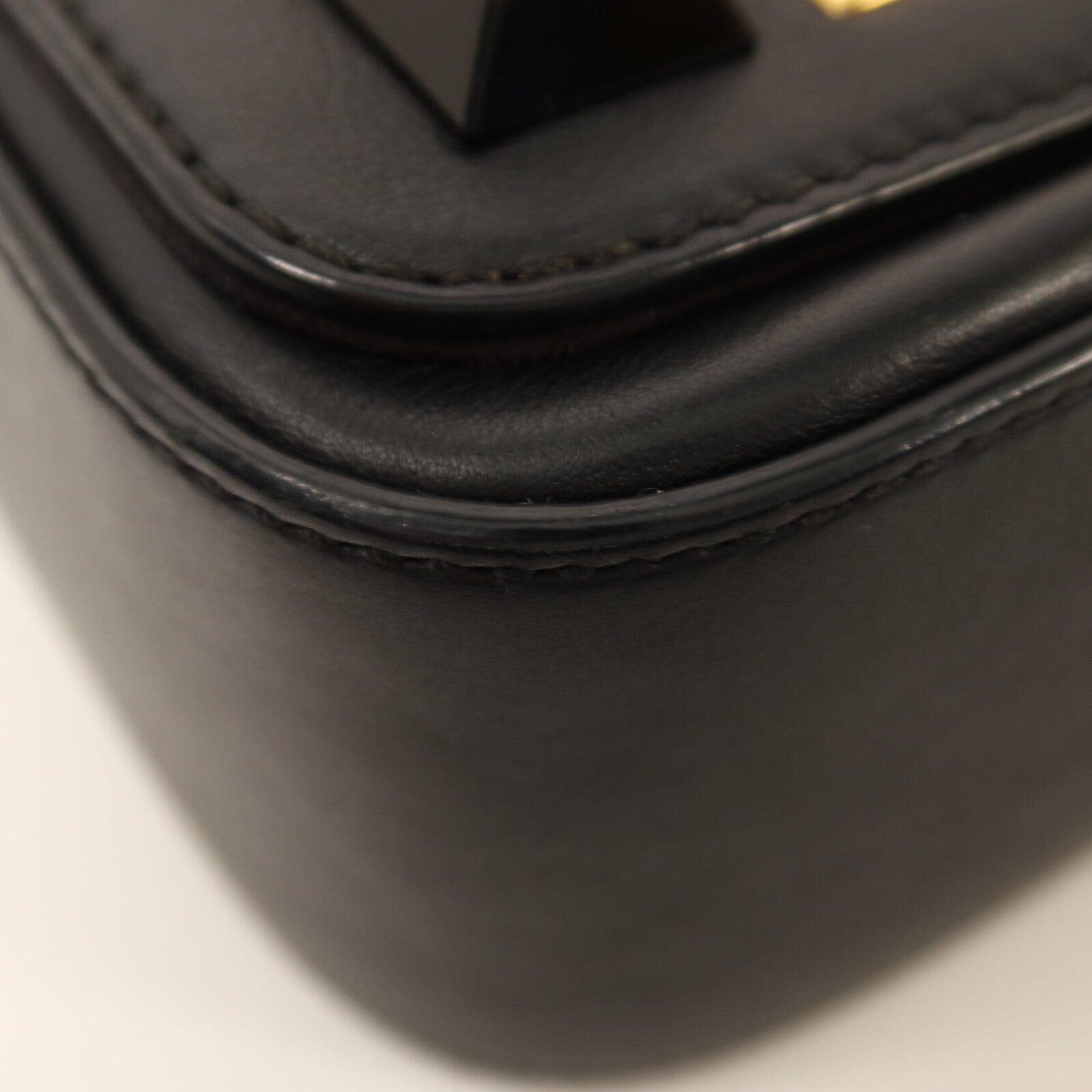 FENDI 牛皮皮革3 Baguette Squared鏈帶手挽肩背兩用袋