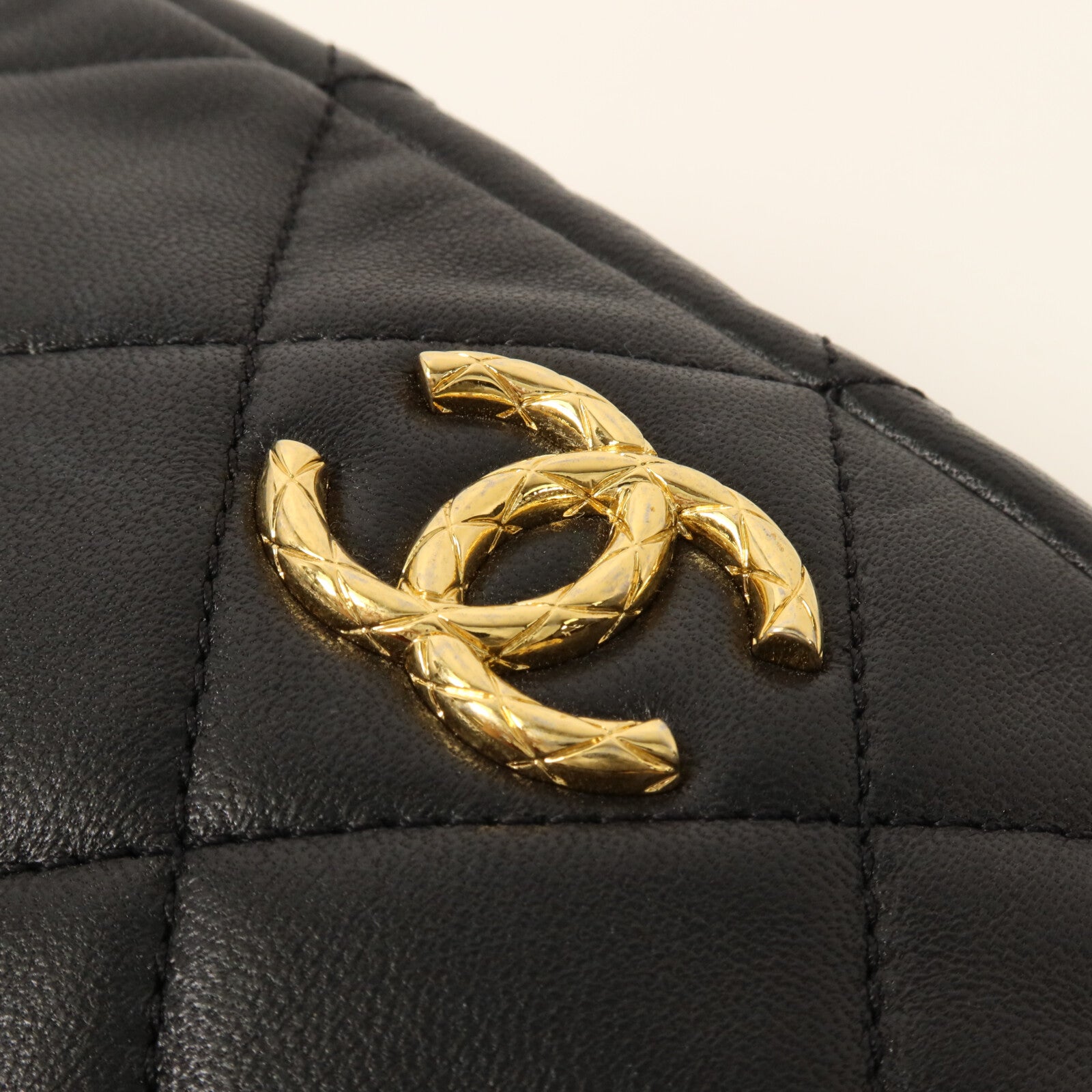 CHANEL 牛皮皮革Camera Bag鏈帶肩背袋