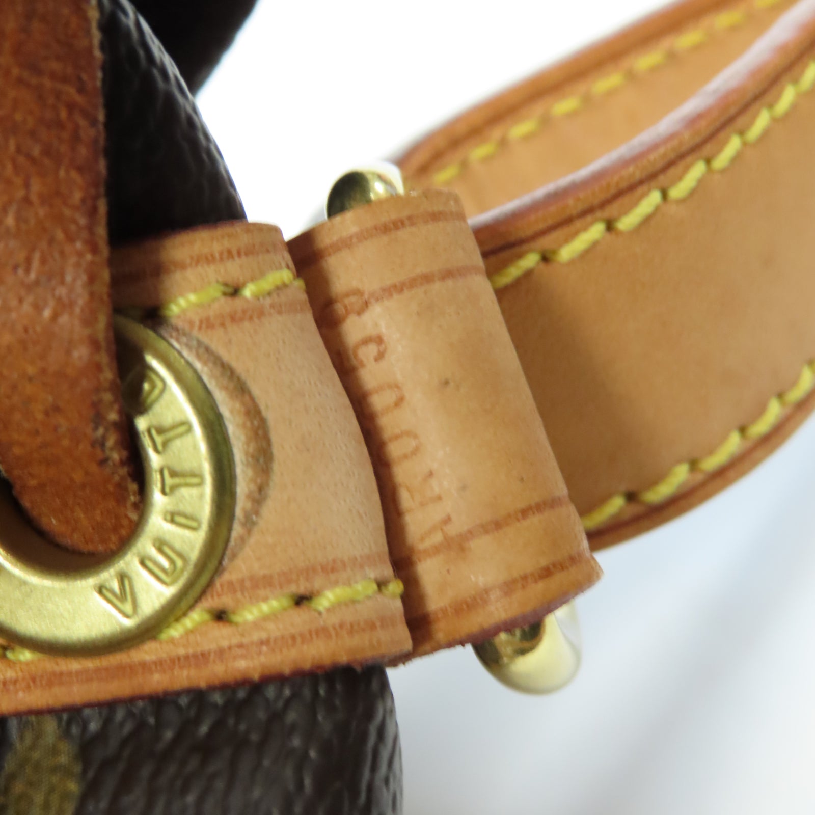 LOUIS VUITTON Monogram Petit Noe金扣肩背袋啡色