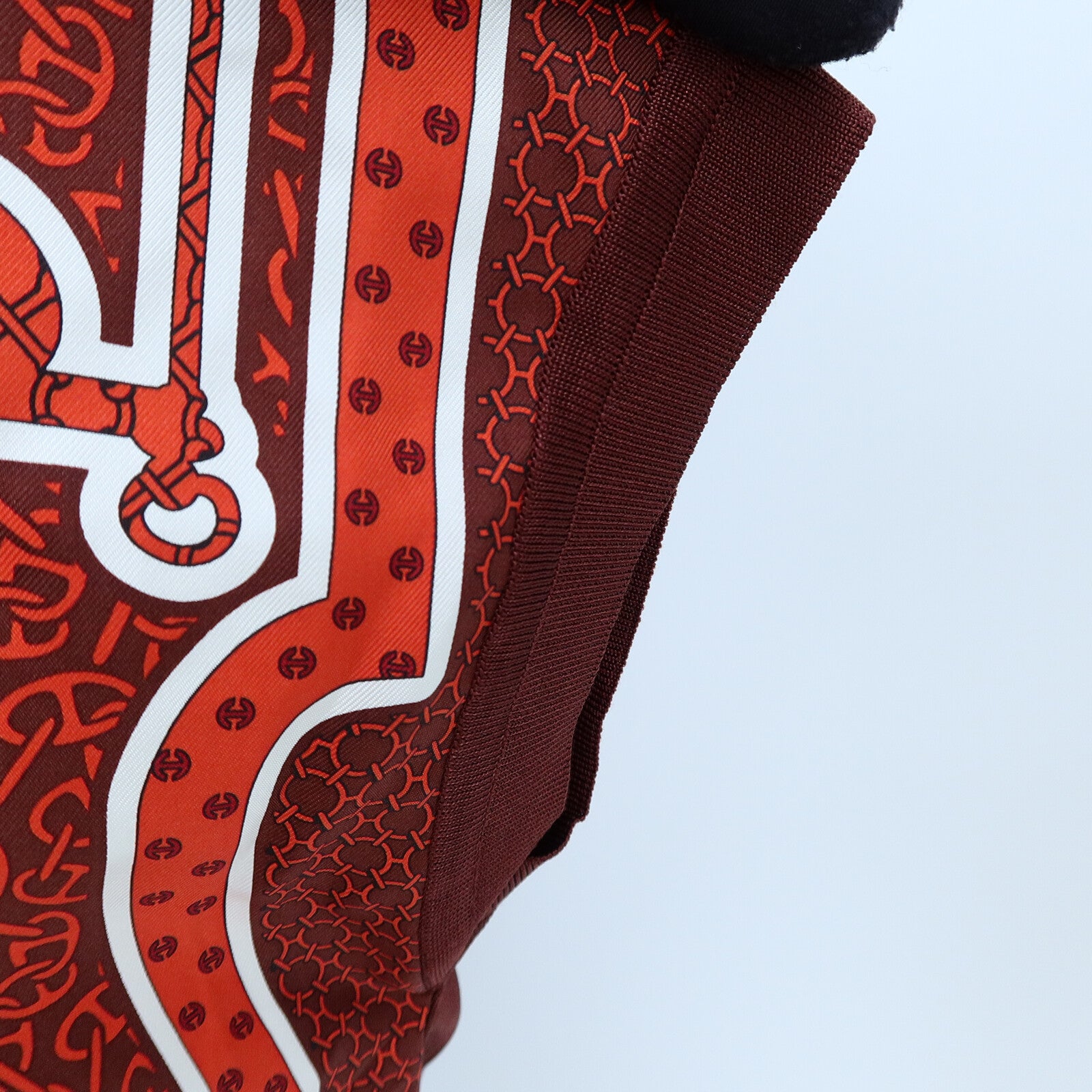 HERMES Silk Mors Et Gourmettes Top上衣