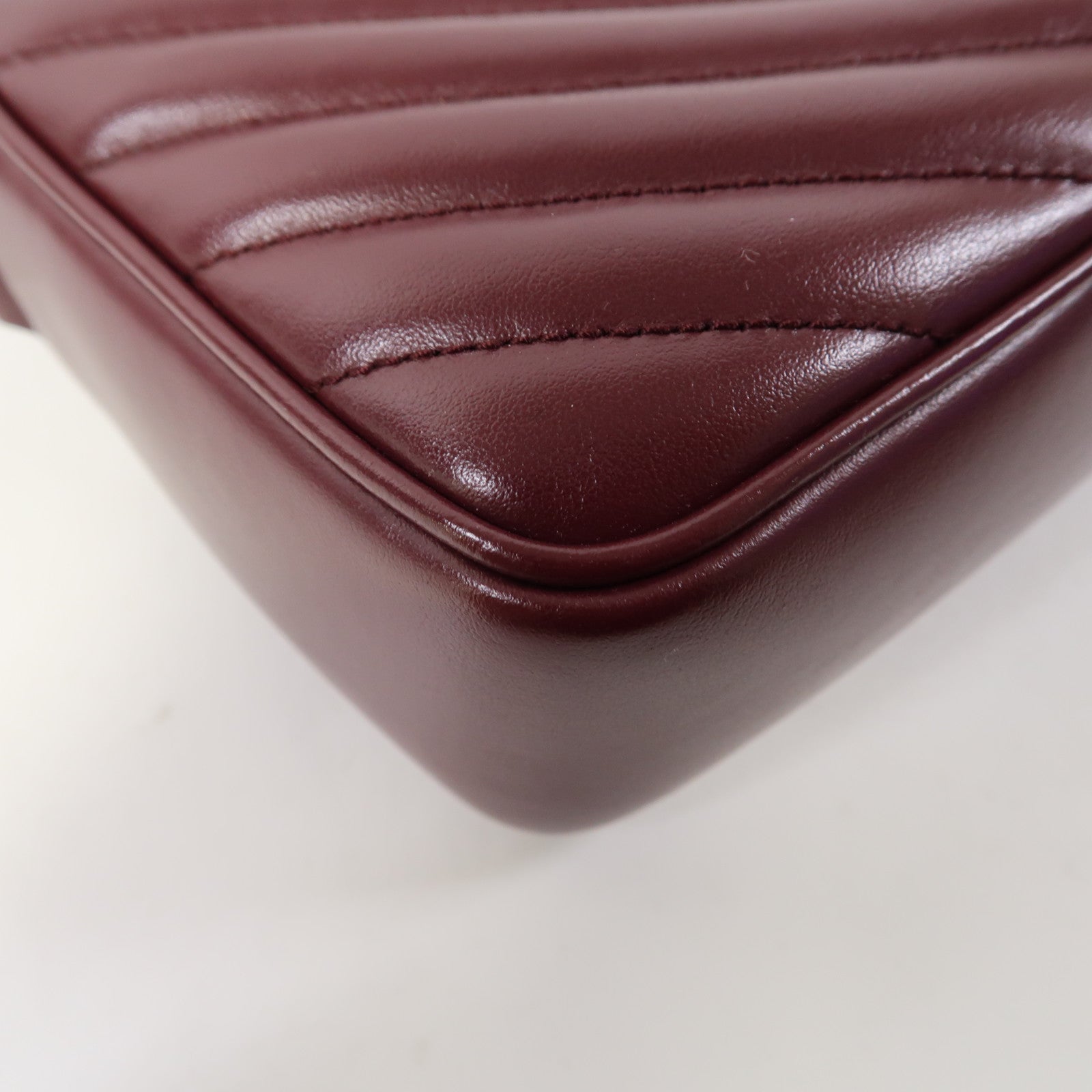 SAINT LAURENT 斜紋牛皮皮革Shoulder Bag金扣肩背袋酒紅色