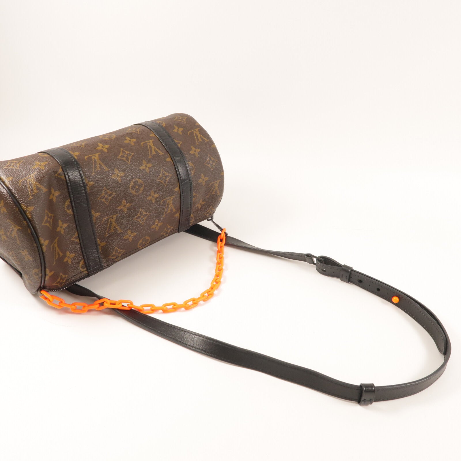 LOUIS VUITTON Monogram Solar Ray Papillon Messenger肩背袋
