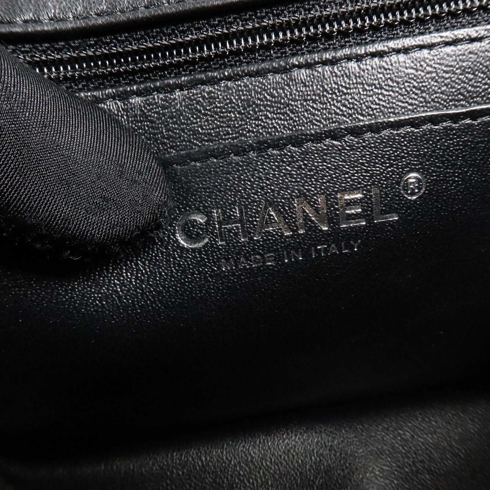 CHANEL 羊皮皮革Mini Classic 17鏈帶肩背袋