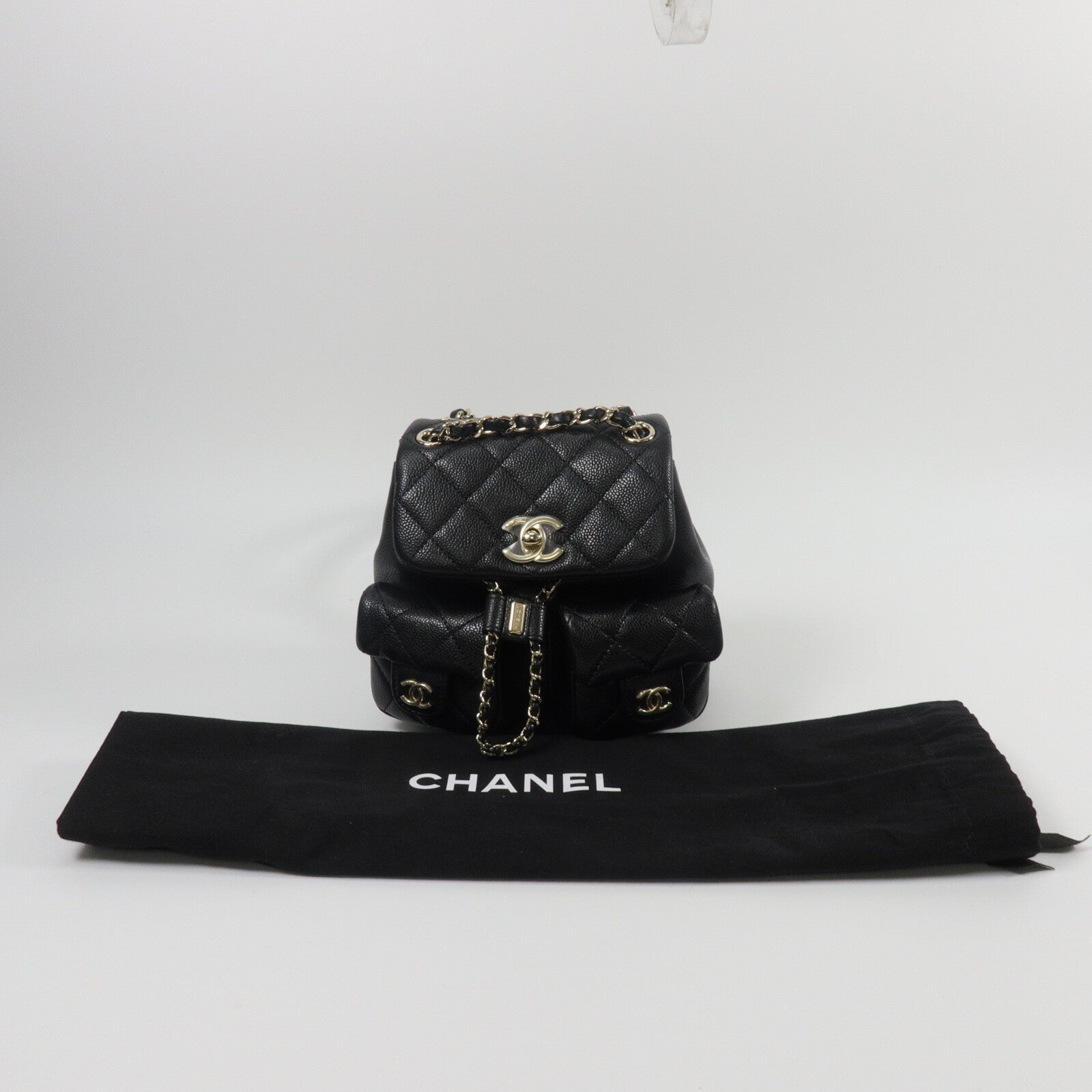 CHANEL 牛皮皮革Mini Duma背包