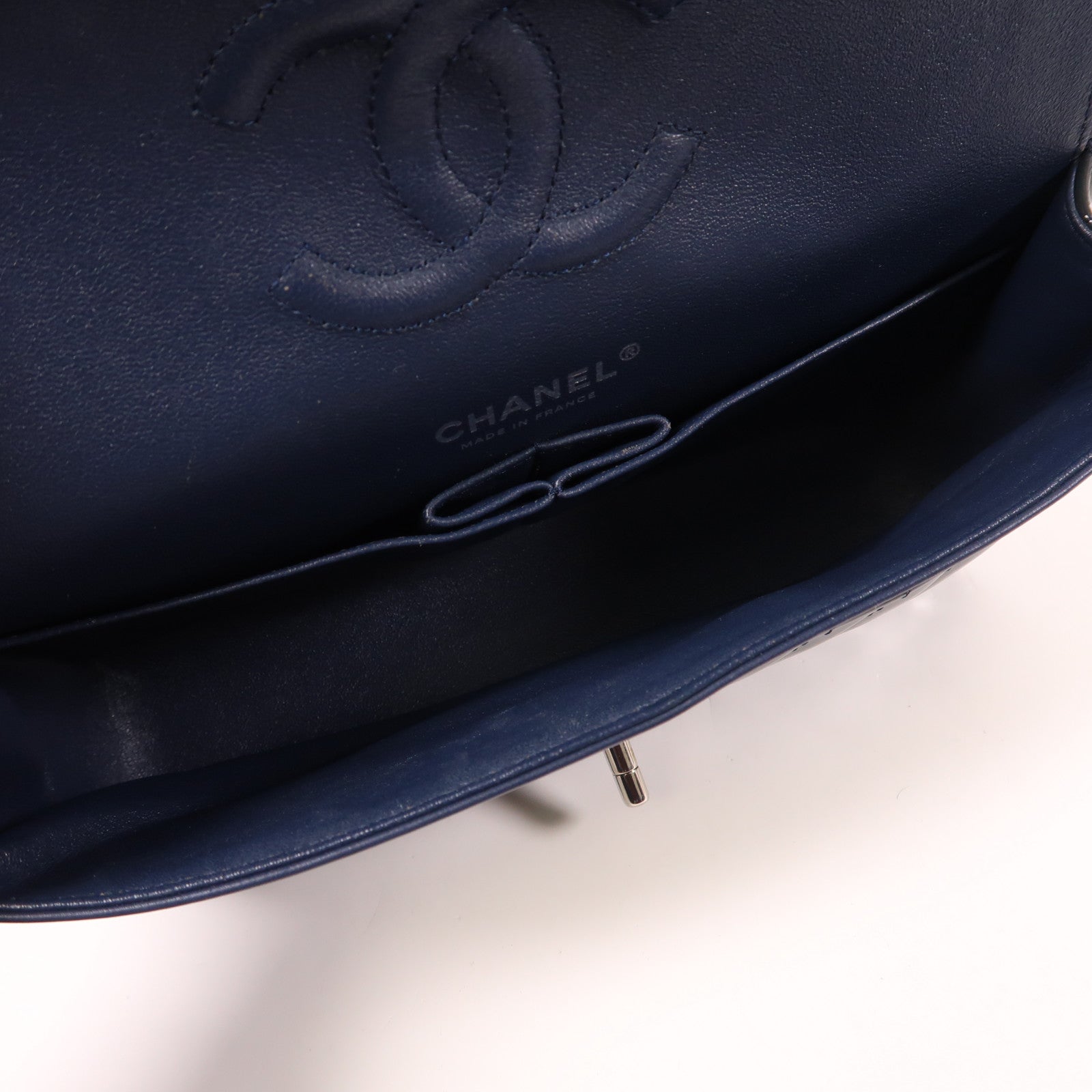 CHANEL 【激減優惠】漆皮皮革Shoulder Bag銀扣鏈帶肩背袋深藍色
