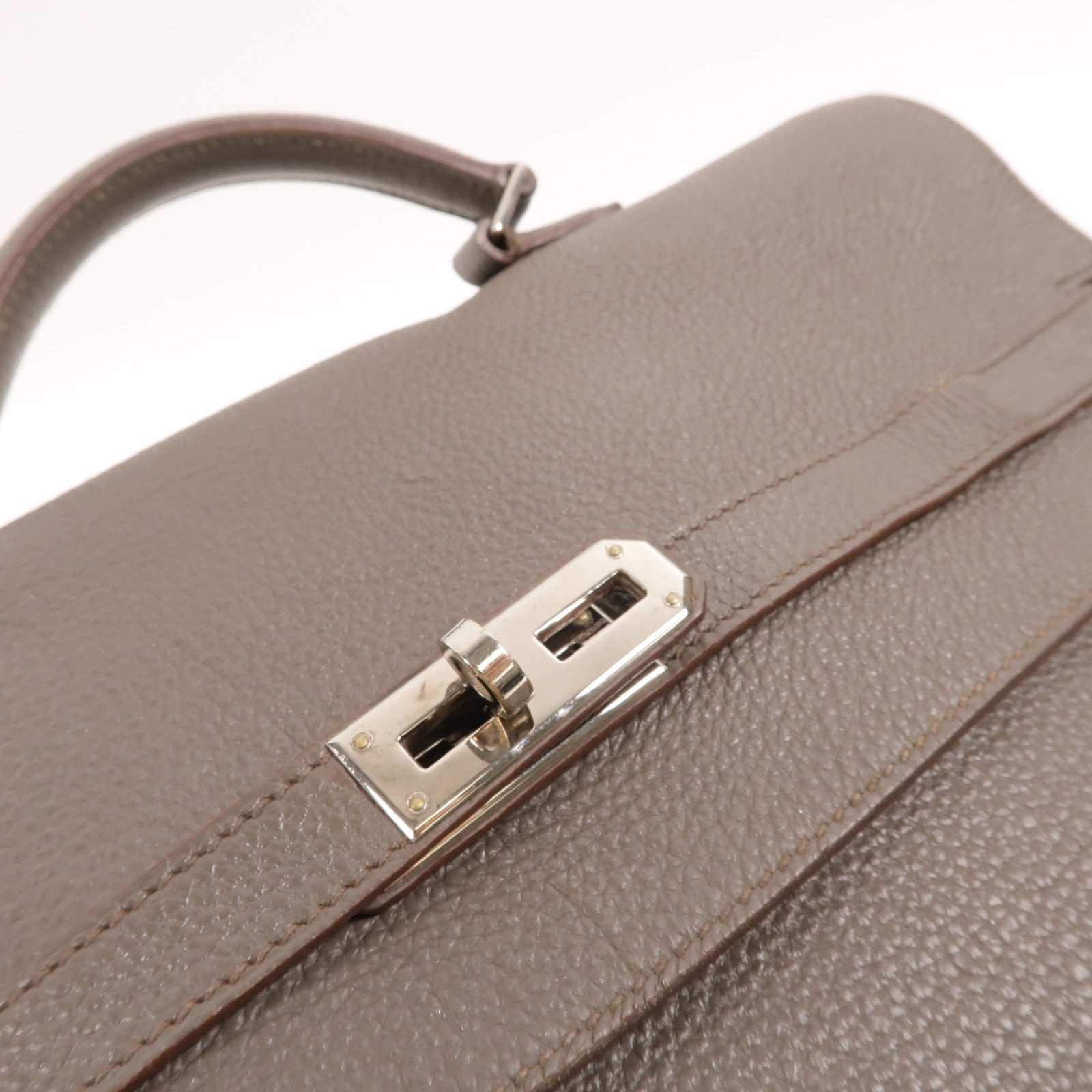 HERMES Togo皮革Kelly Depeches 34公事包Etain