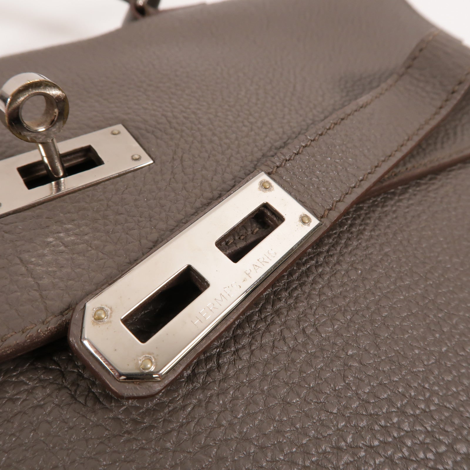HERMES Togo皮革Kelly Depeches 34公事包Etain