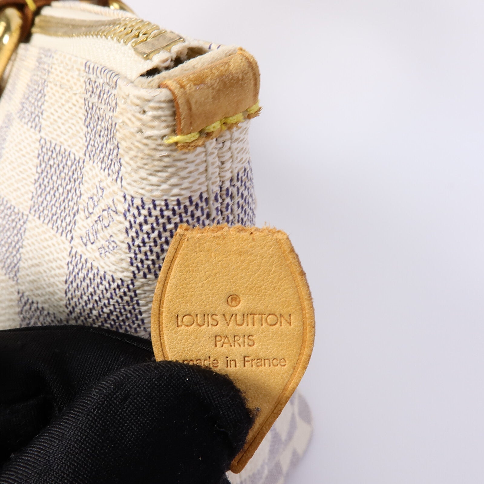 LOUIS VUITTON 【激減優惠】Damier Azur Saleya PM金扣手挽袋