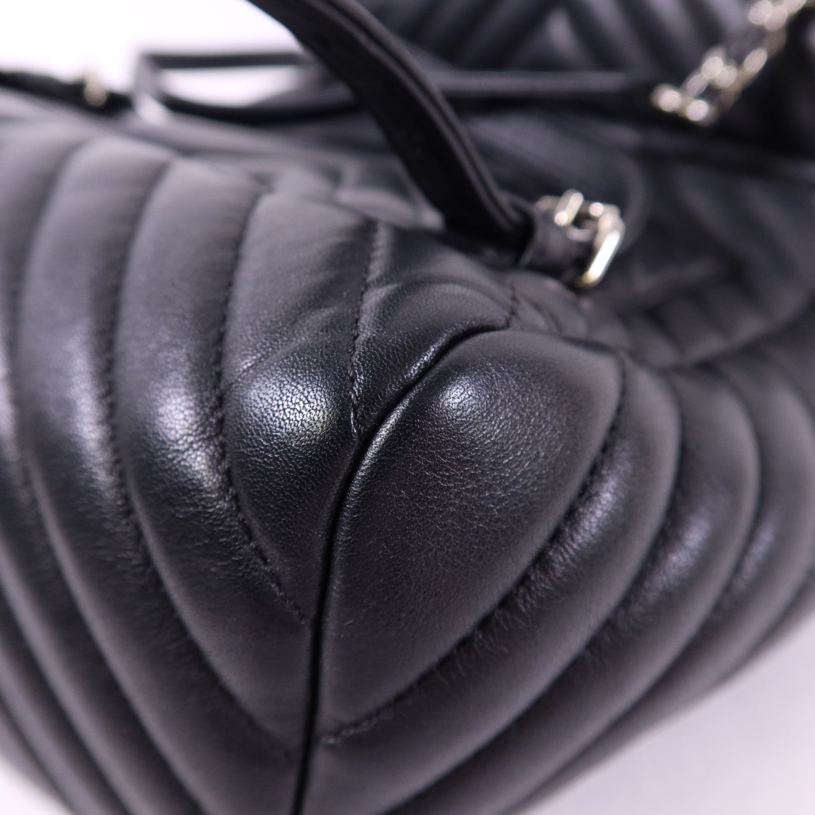 CHANEL 羊皮皮革Backpack銀扣背包