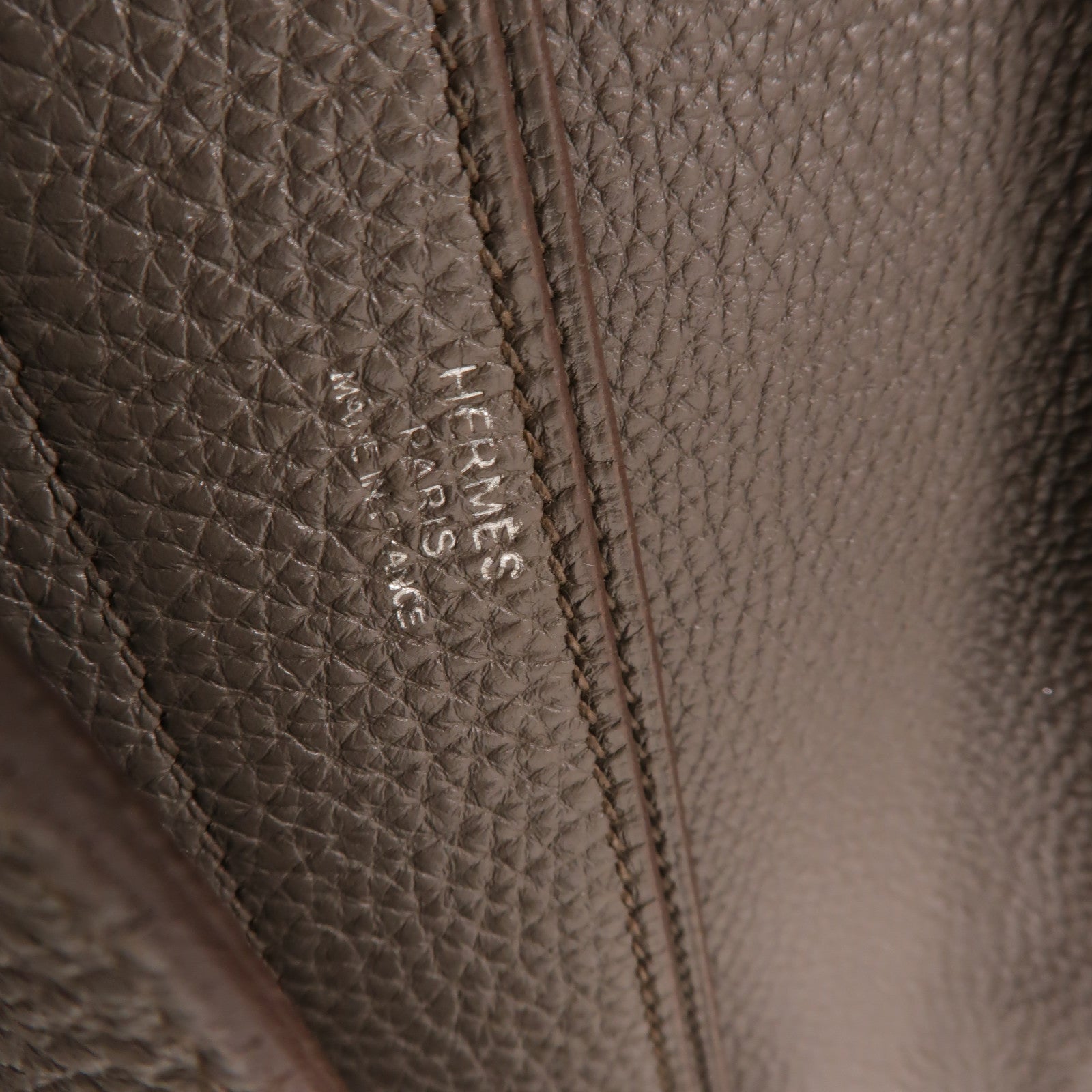 HERMES Togo皮革Kelly Depeches 34公事包Etain