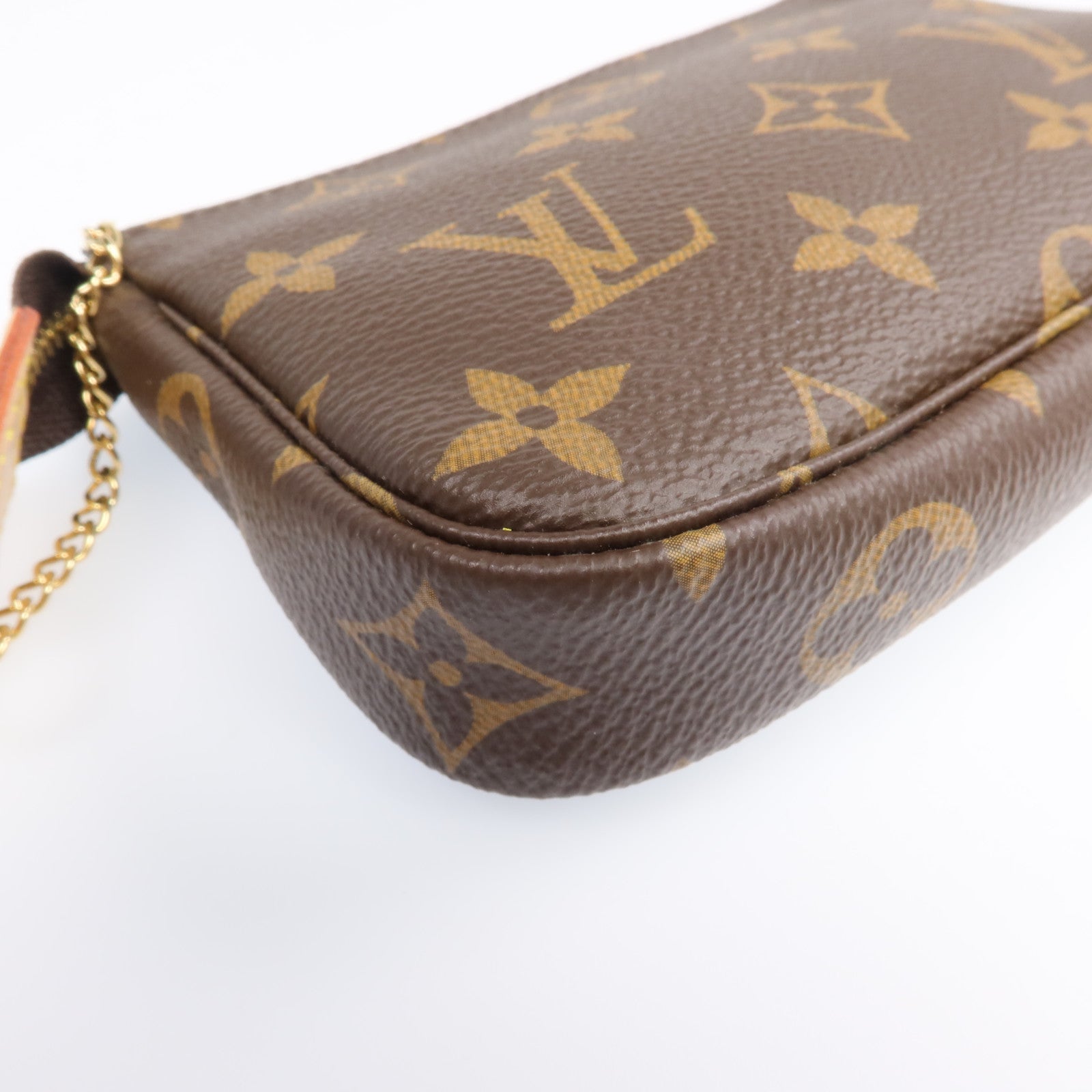 LOUIS VUITTON Monogram Mini Pochette Accessoires金扣手挽袋