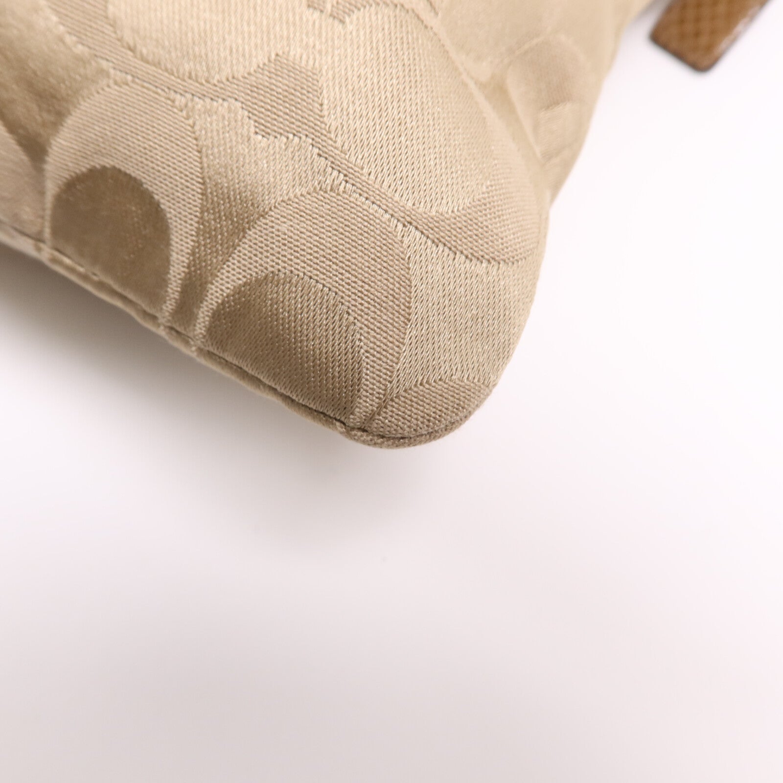 COACH 帆布Shoulder Bag金扣肩背袋