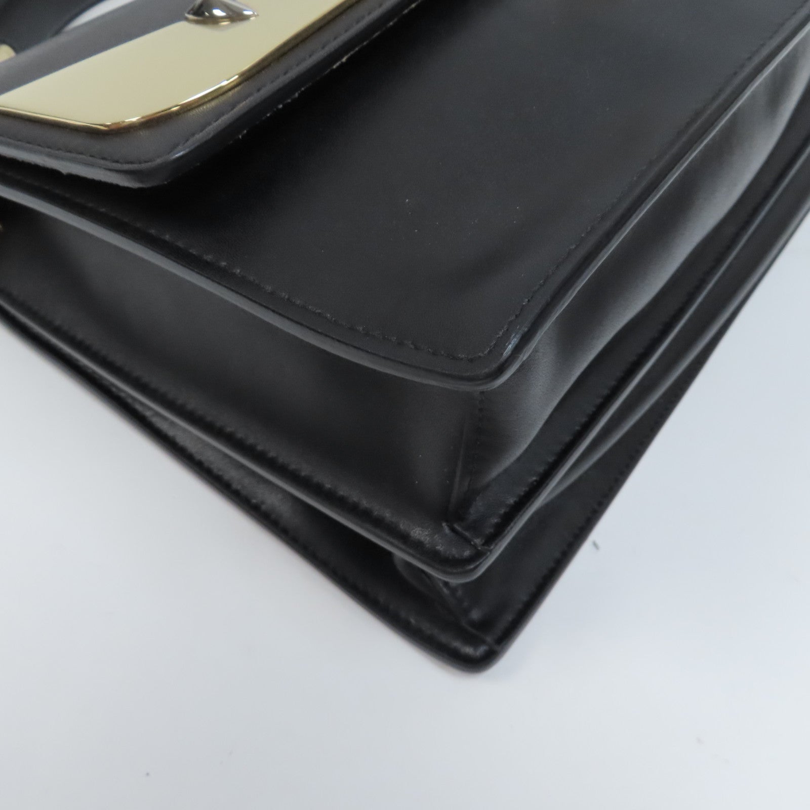 FENDI 牛皮皮革Kan I金扣手挽肩背兩用袋黑色
