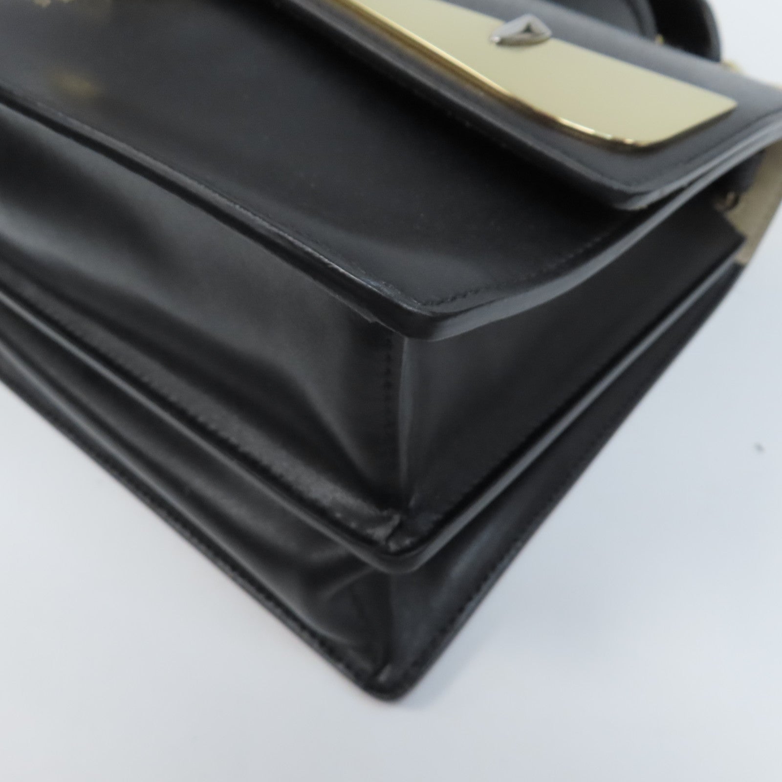 FENDI 牛皮皮革Kan I金扣手挽肩背兩用袋黑色
