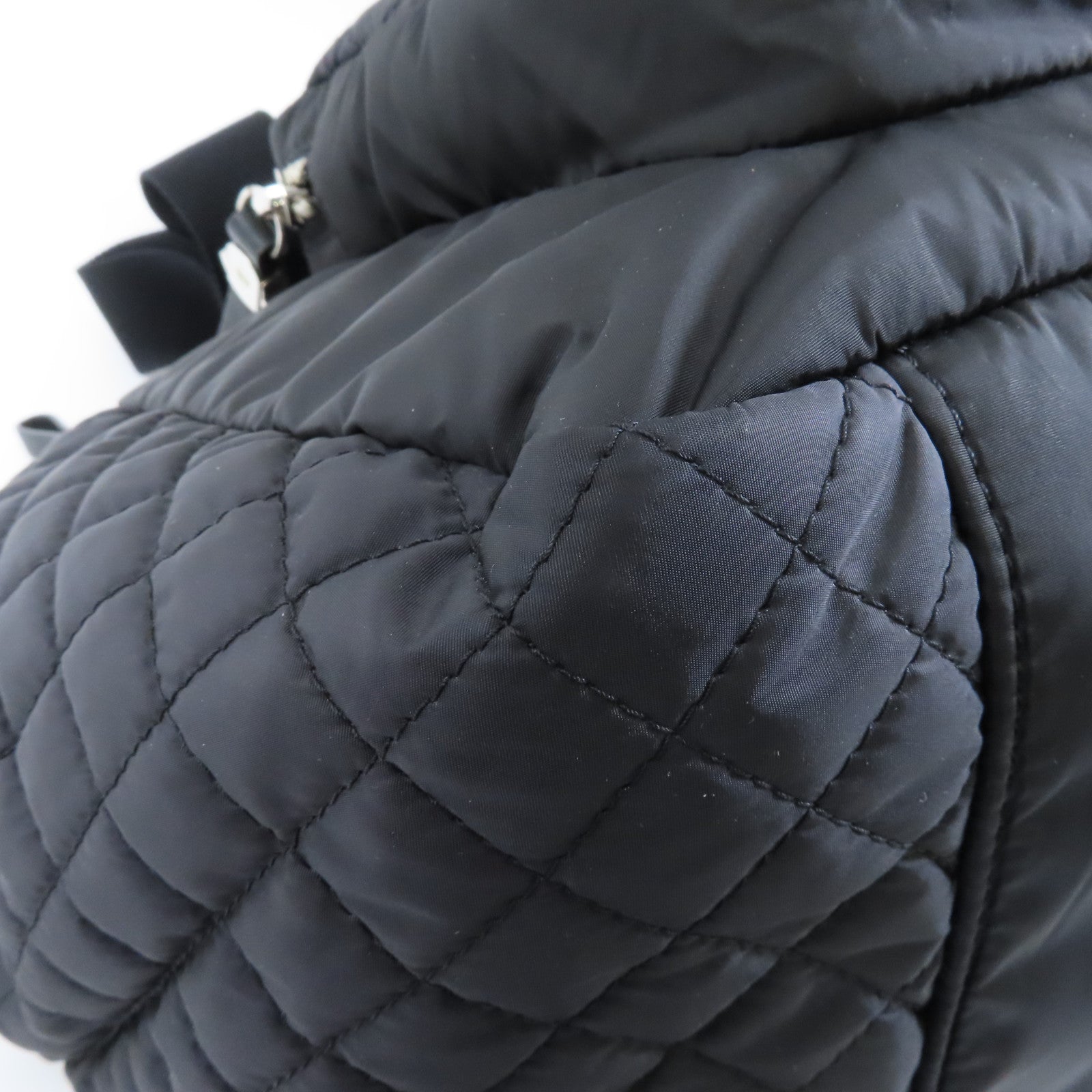 MONCLER 尼龍Shoulder Bag銀扣肩背袋黑色