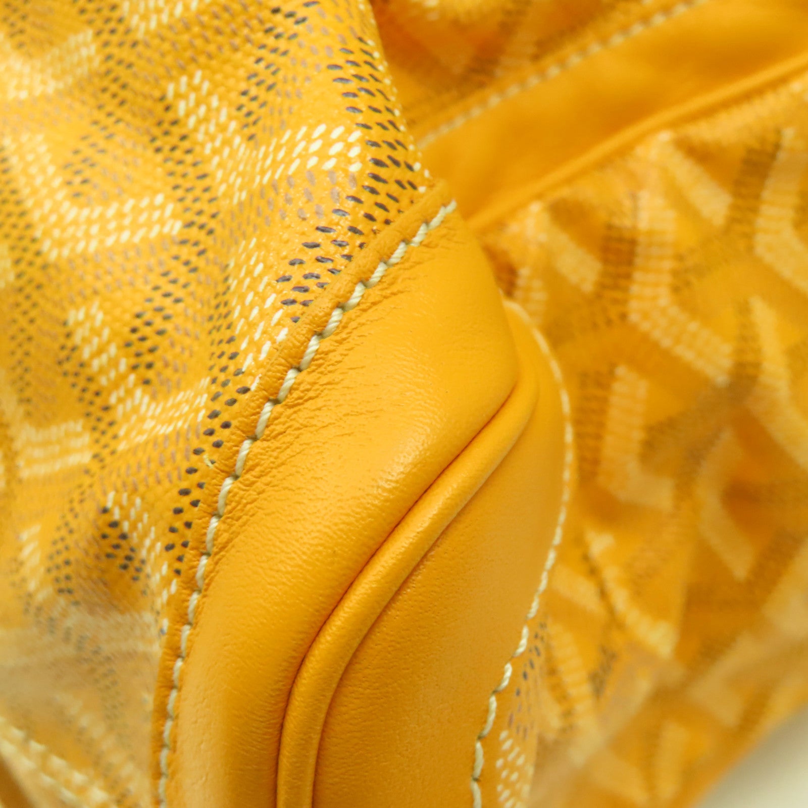 GOYARD 【清倉大減價】塗層帆布 Goyardine Voltaire Smile Tote銀扣手挽袋黃色
