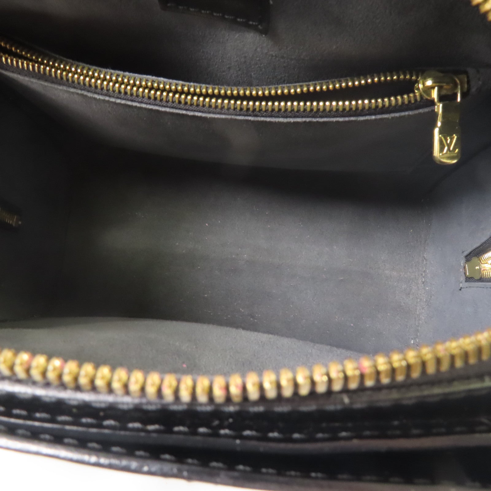 LOUIS VUITTON Epi Pont Neuf金扣手挽袋