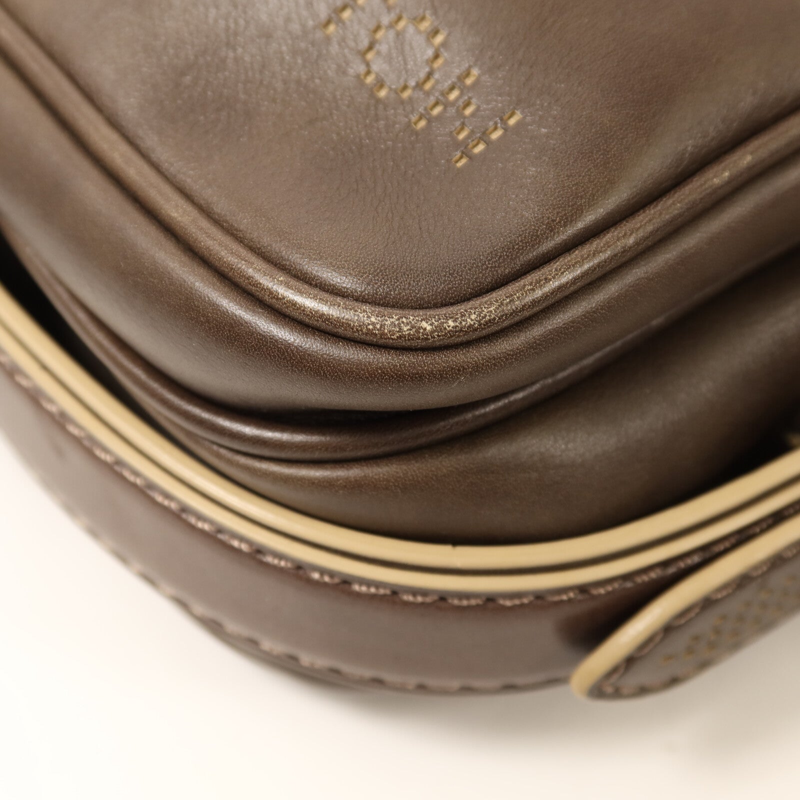 LOUIS VUITTON 【激減優惠】Bequia皮革Trotter GM金扣肩背袋