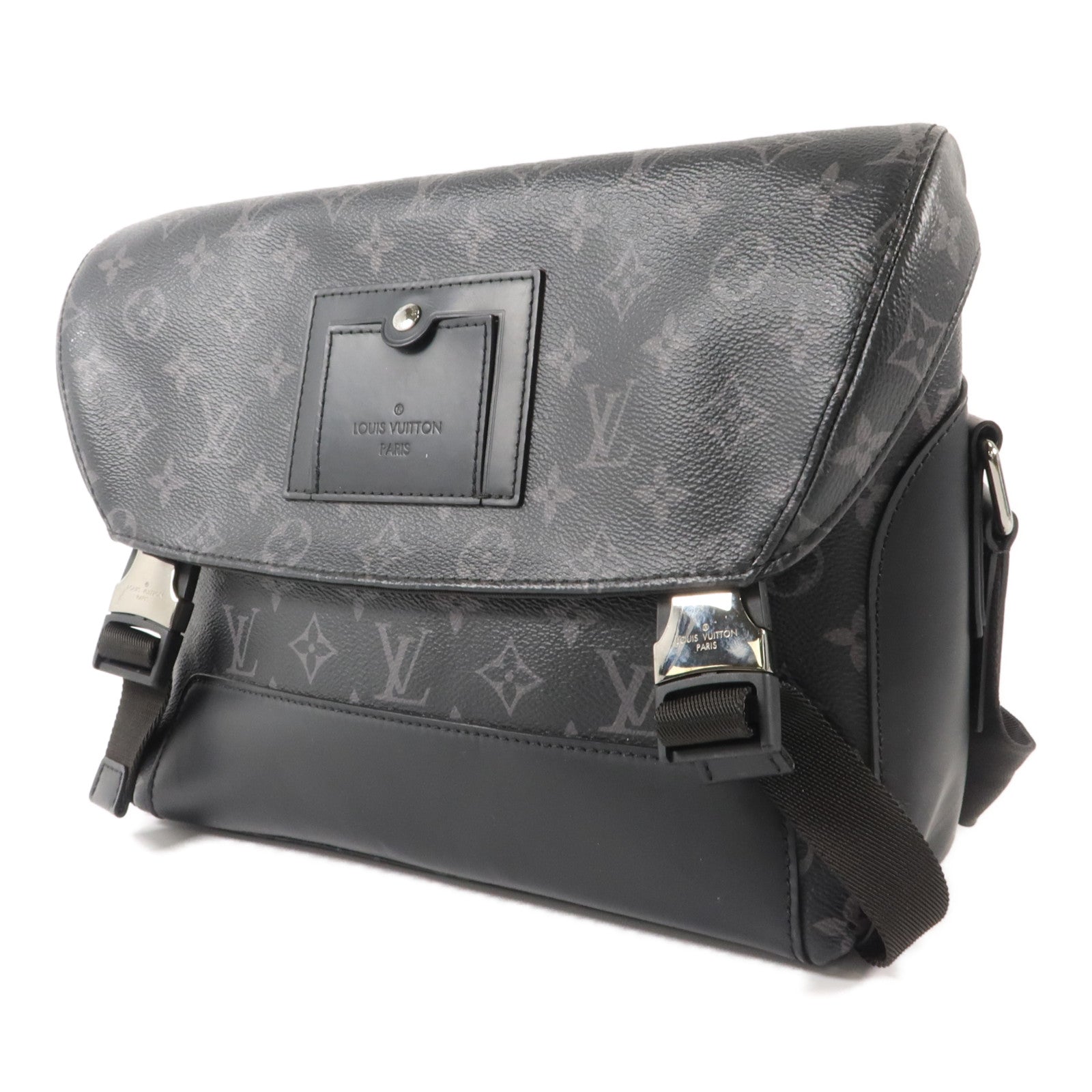 LOUIS VUITTON Monogram Eclipse Messenger PM Voyager銀扣肩背袋