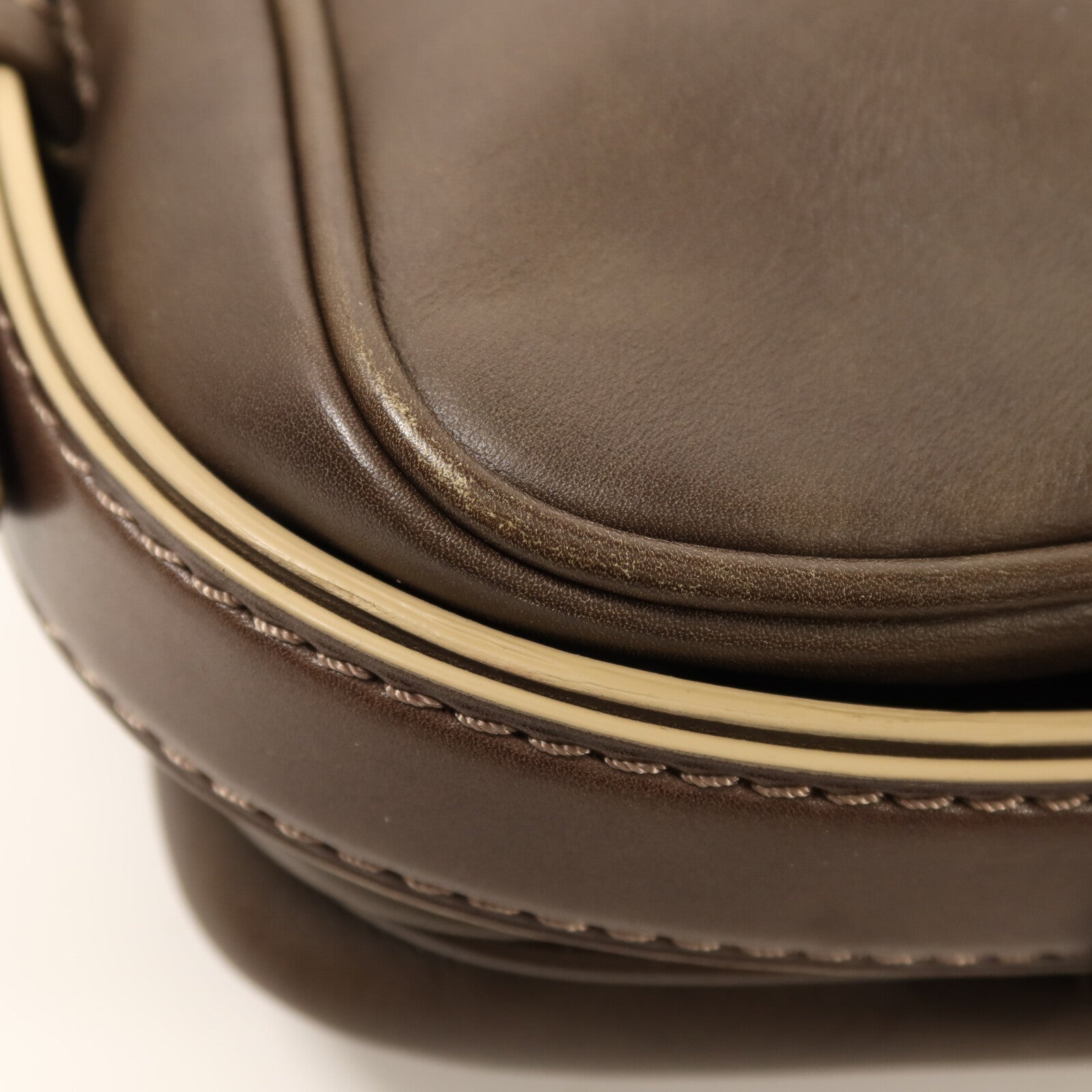 LOUIS VUITTON 【激減優惠】Bequia皮革Trotter GM金扣肩背袋