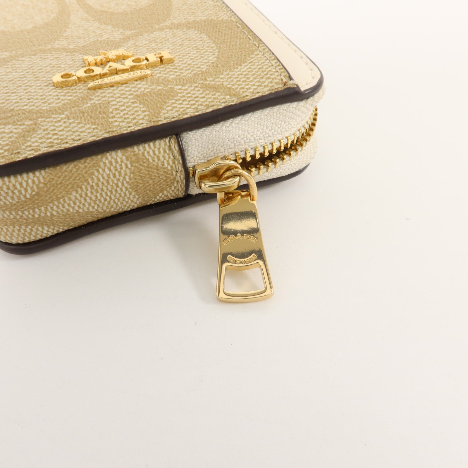 COACH 塗層帆布Zip Card Case卡片套
