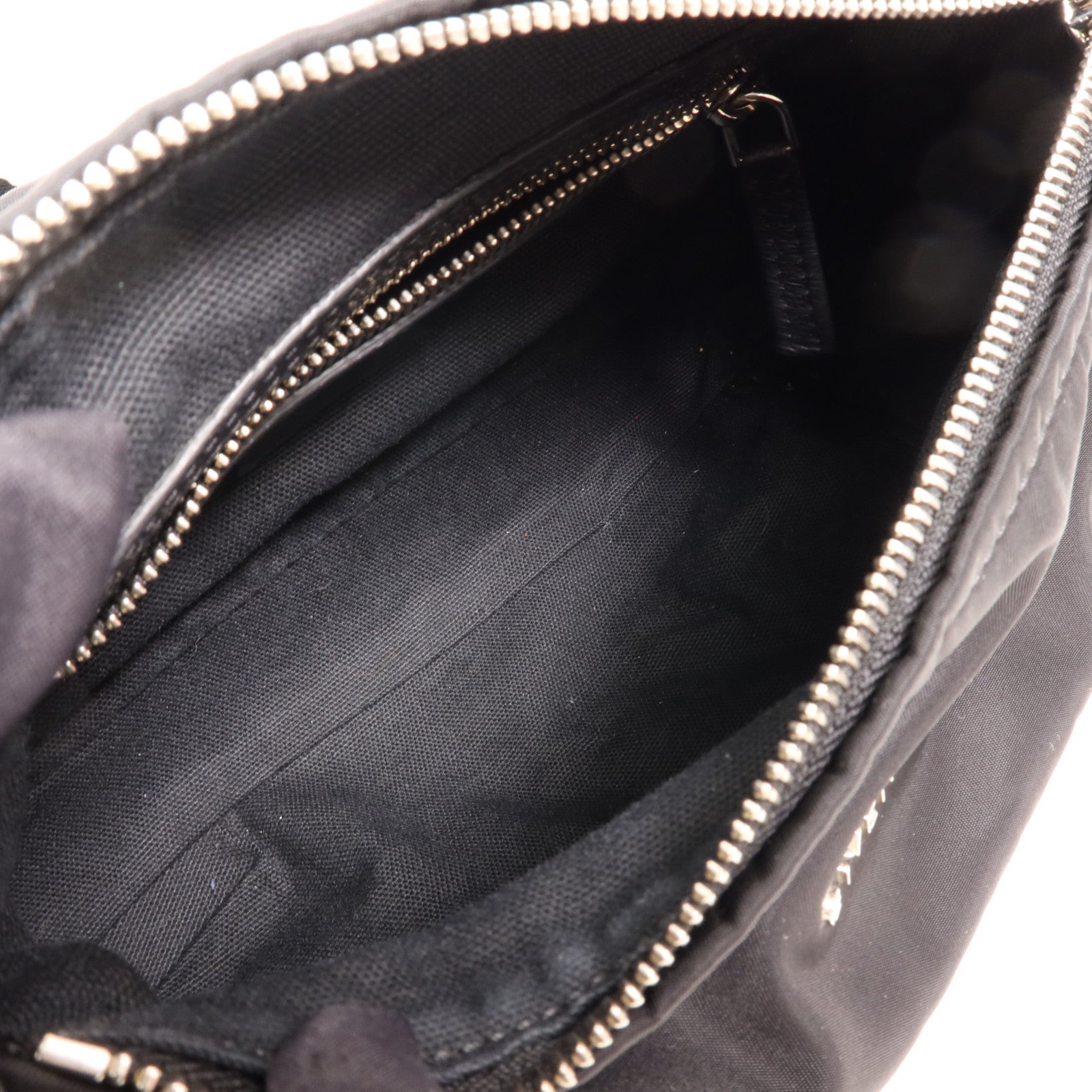 GIVENCHY 尼龍Pandora Mini銀扣肩背袋