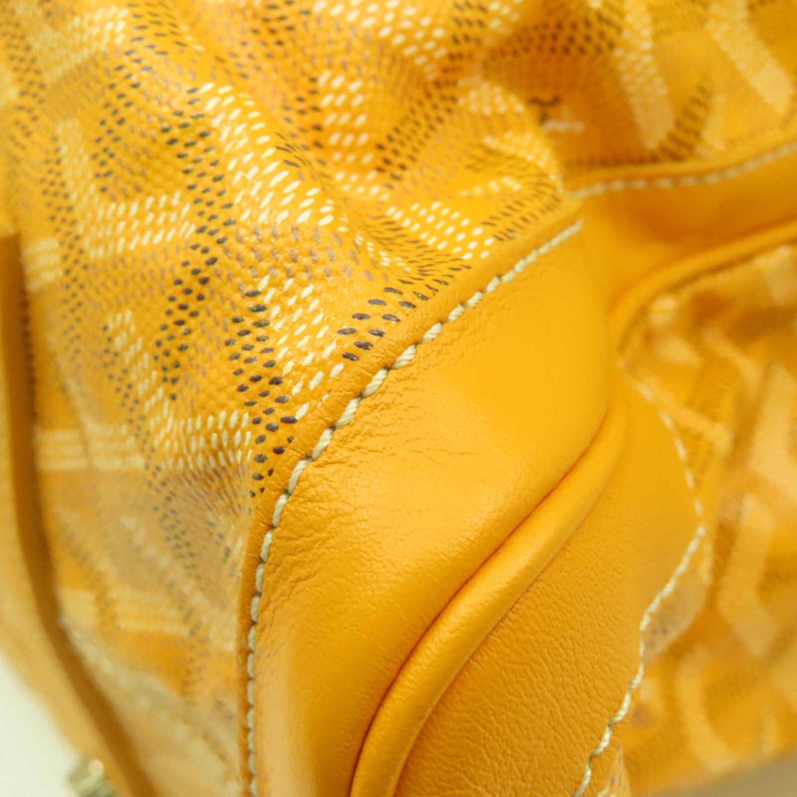 GOYARD 【清倉大減價】塗層帆布 Goyardine Voltaire Smile Tote銀扣手挽袋黃色