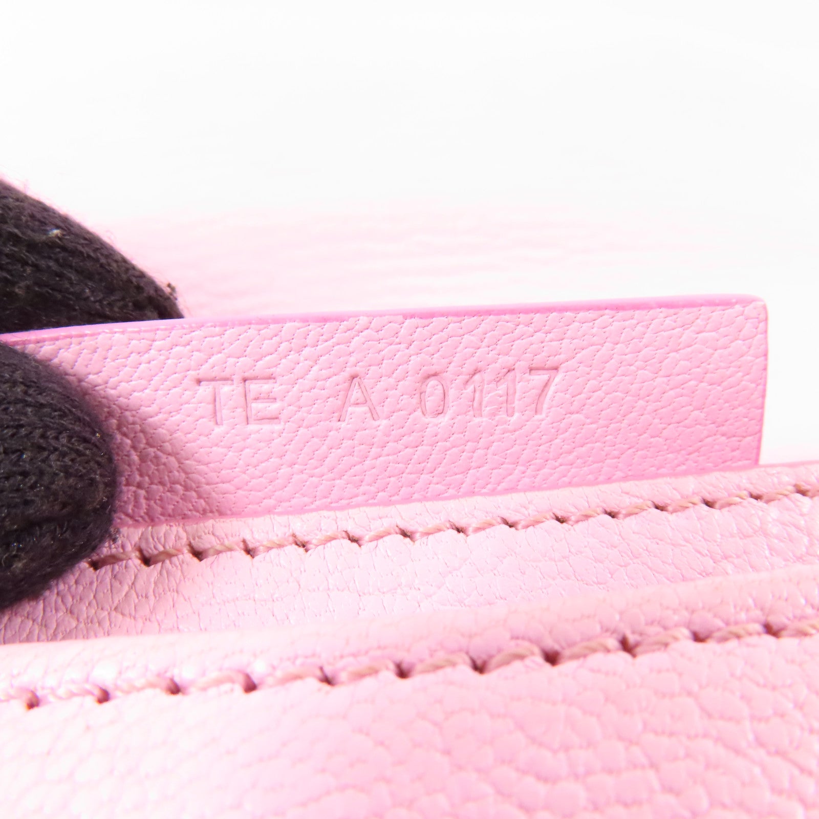 GIVENCHY 【激減優惠】牛皮皮革Clutch手拿包