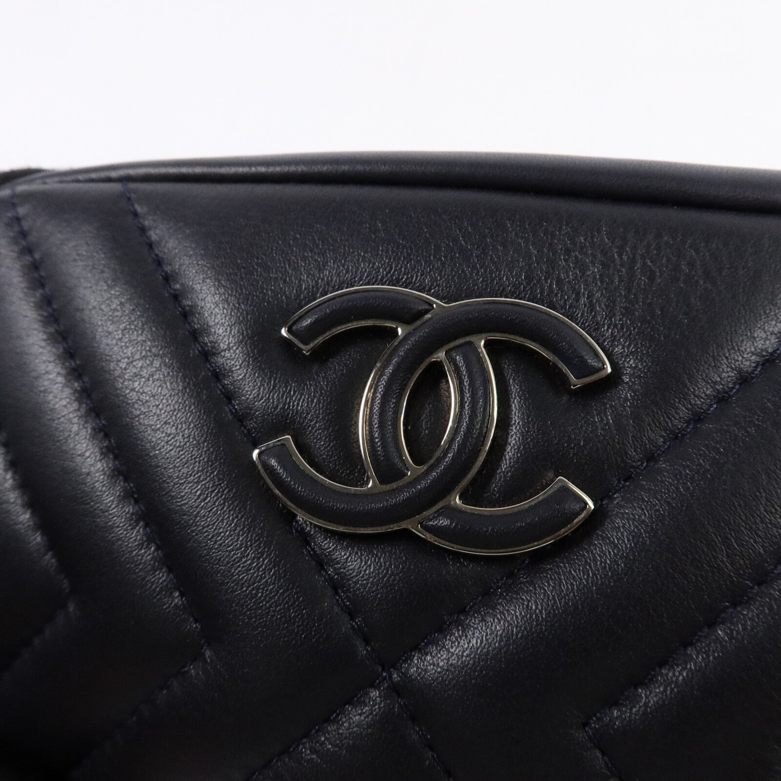 CHANEL 牛皮皮革Camera Bag鏈帶肩背袋