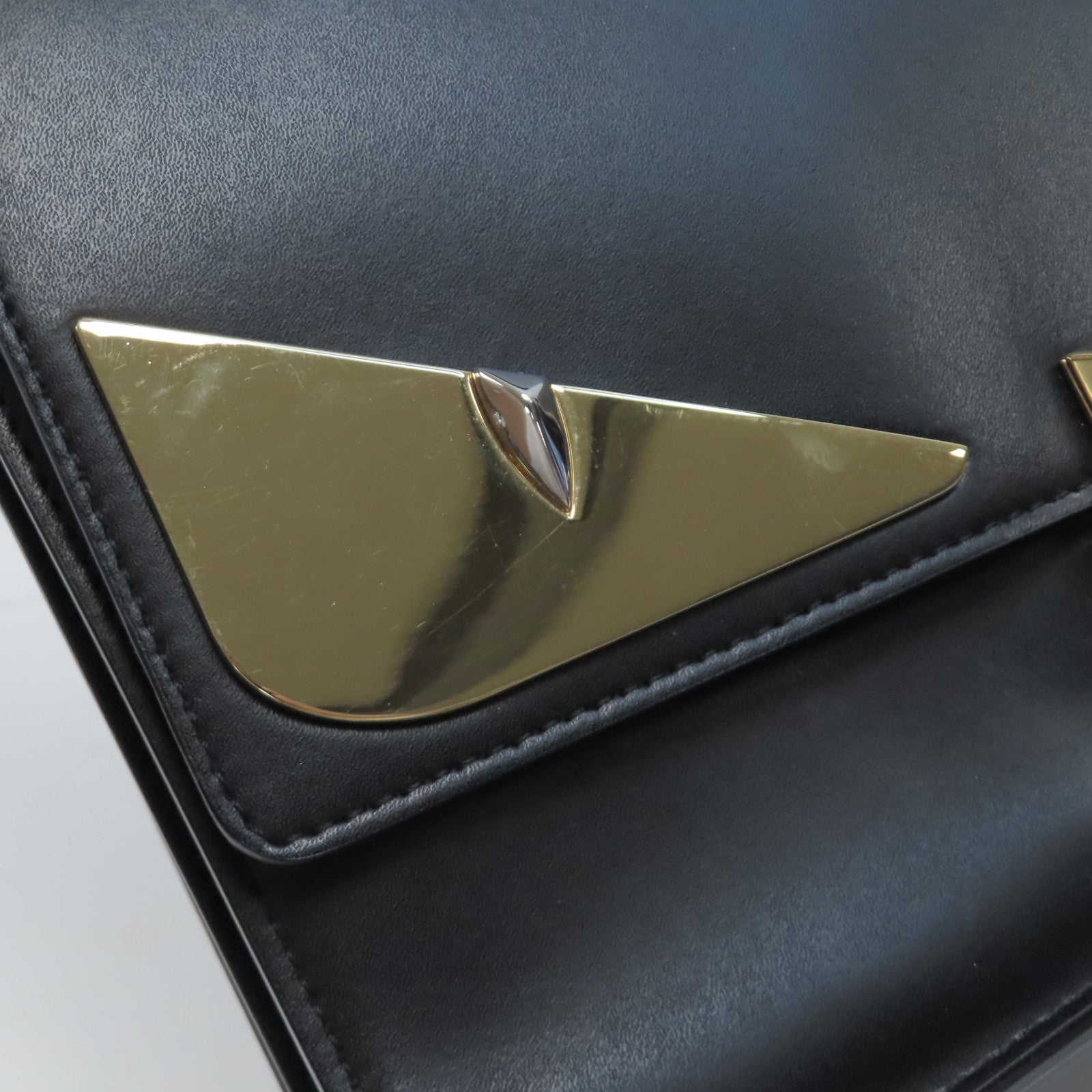 FENDI 牛皮皮革Kan I金扣手挽肩背兩用袋黑色