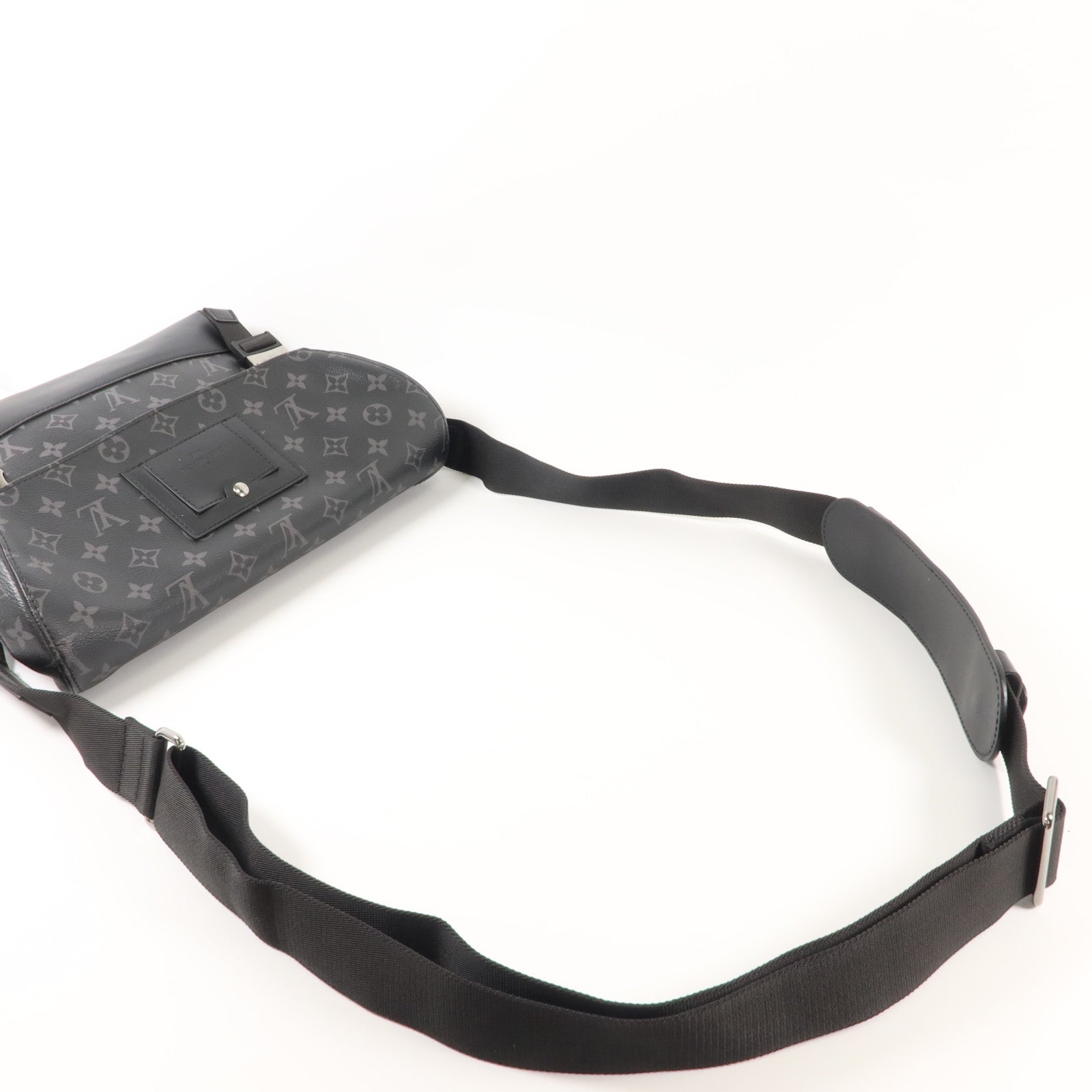 LOUIS VUITTON Monogram Eclipse Messenger PM Voyager銀扣肩背袋