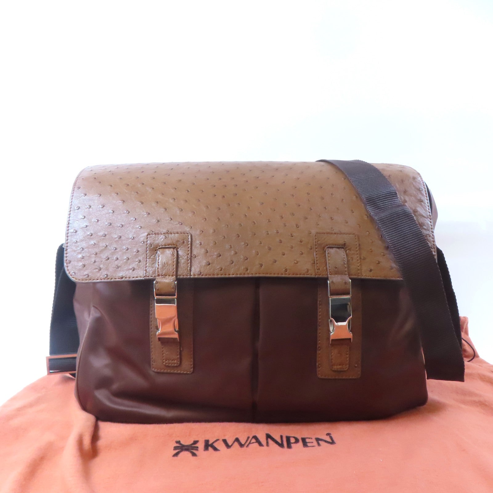 SELECTION 【激減優惠】鴕鳥皮革/尼龍Kwanpen Shoulder Bag銀扣肩背袋棕色