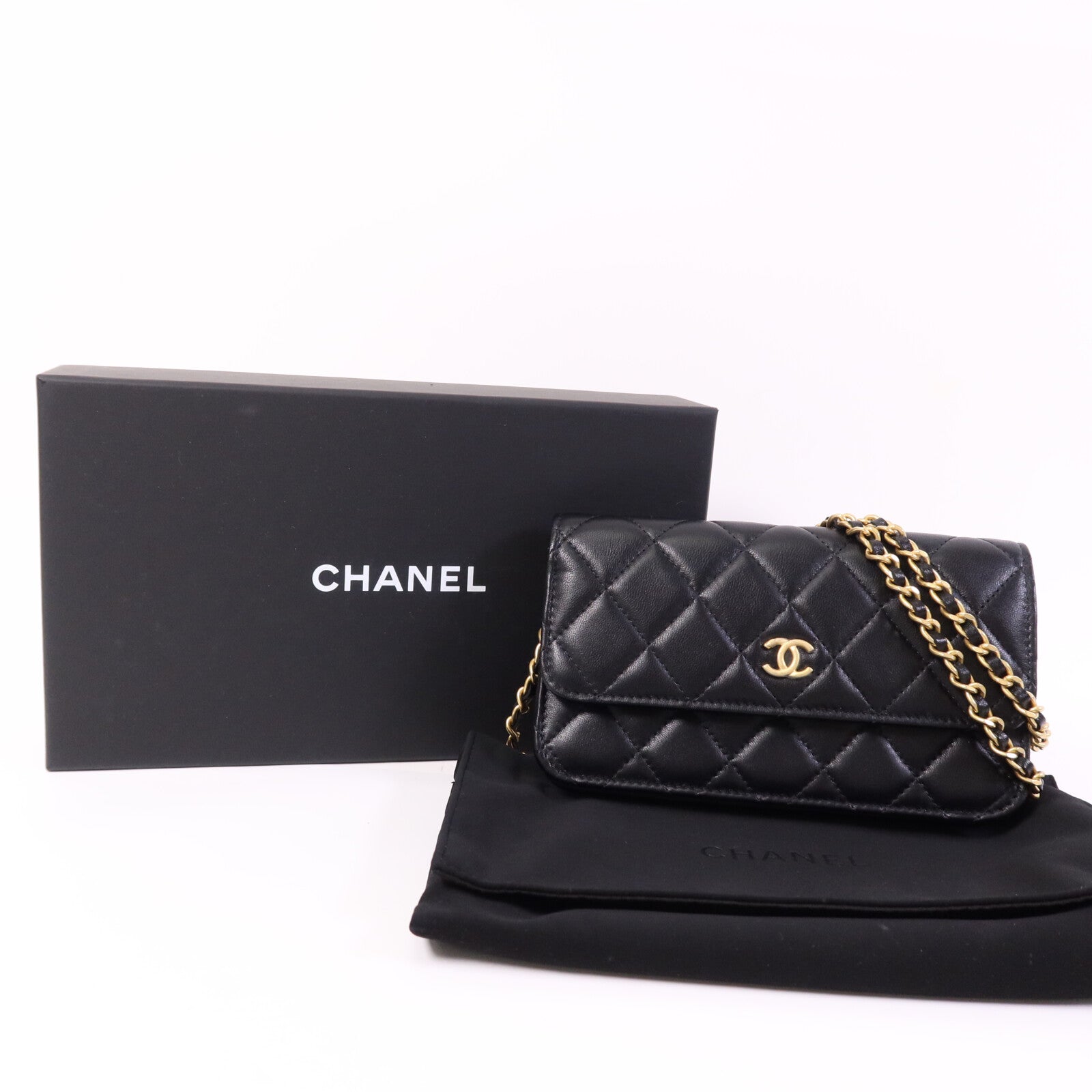 CHANEL 【激減優惠】羊皮皮革WOC Wallet On Chain金扣鏈帶肩背袋