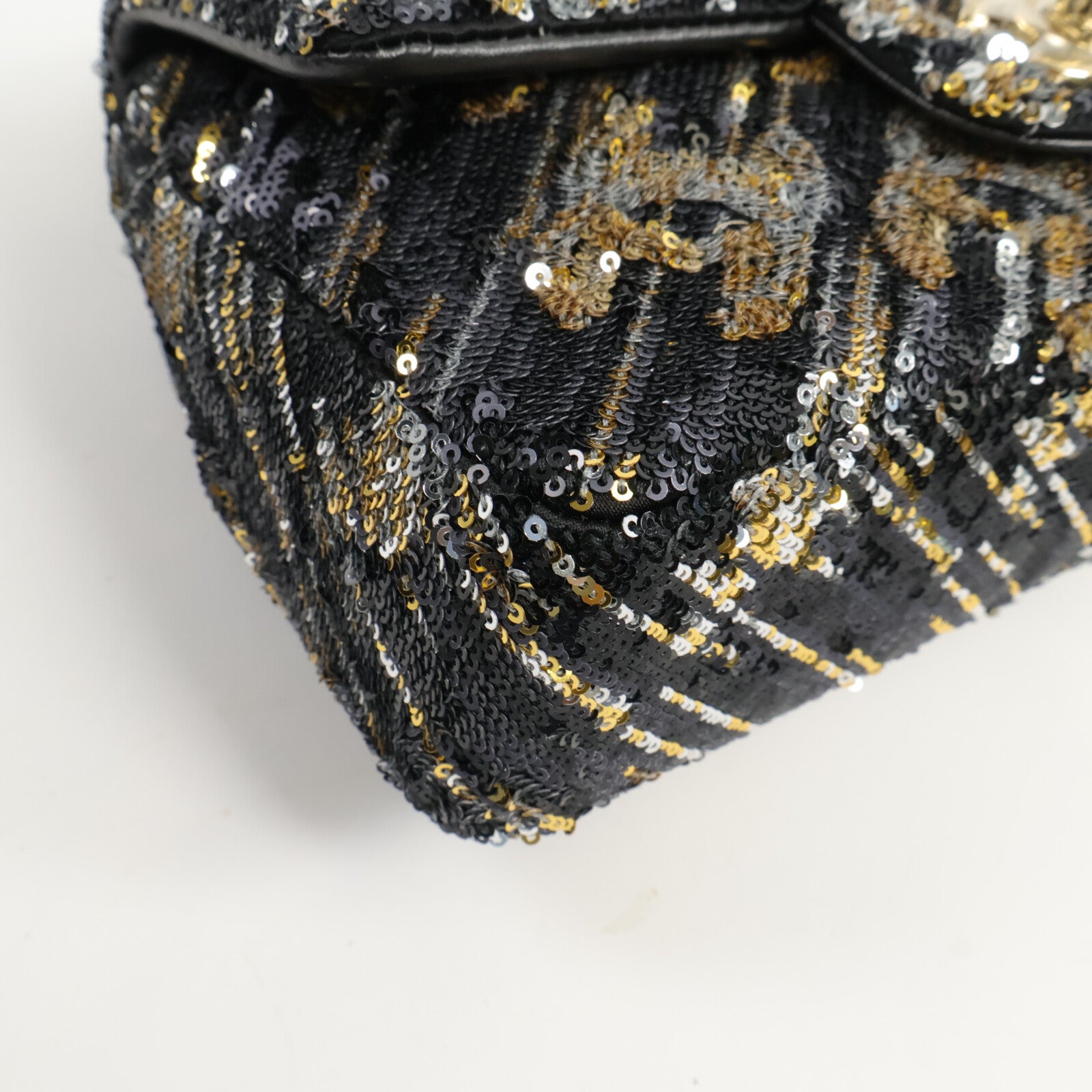 CHANEL 羊皮皮革/珠片Chain Shoulder Bag鏈帶肩背袋