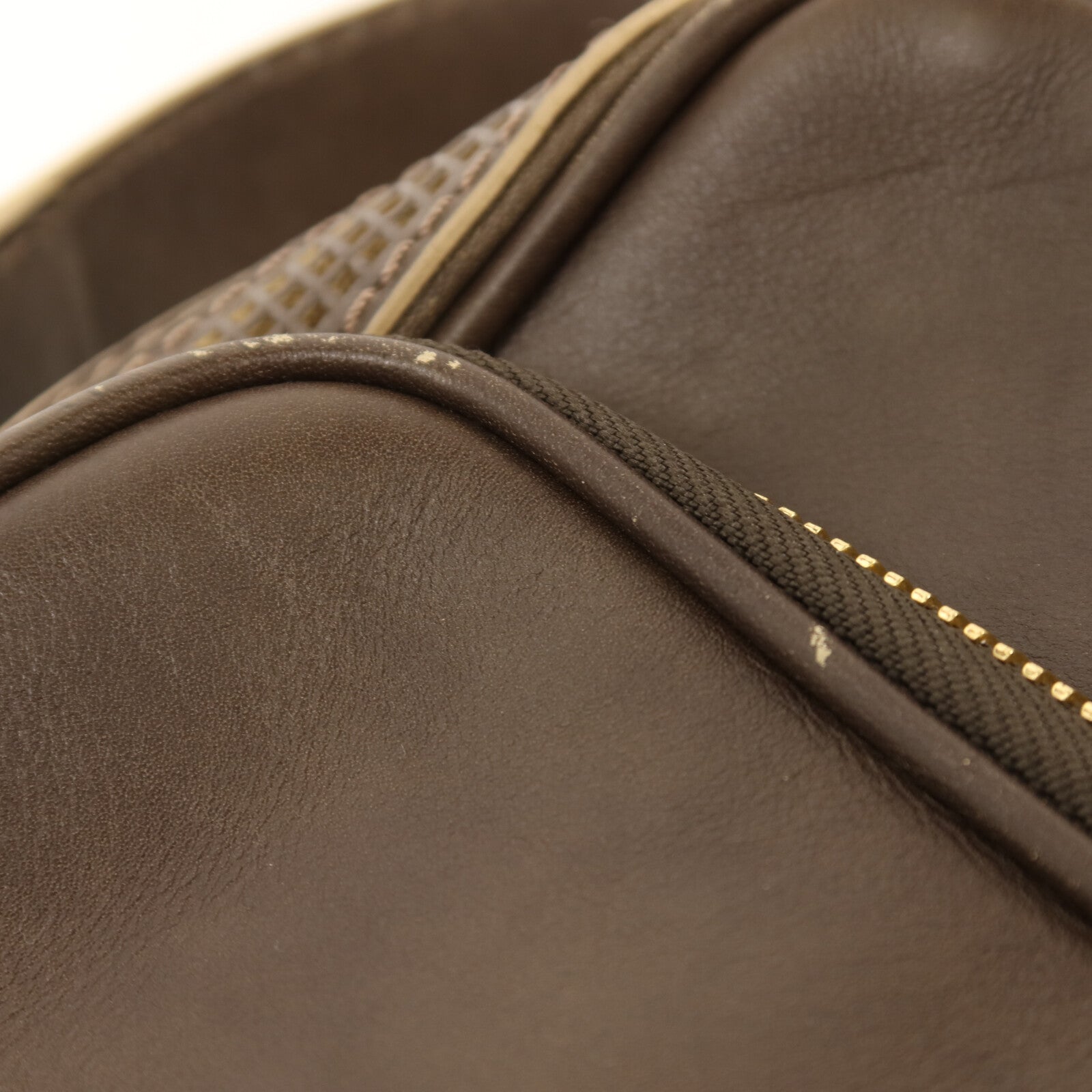 LOUIS VUITTON 【激減優惠】Bequia皮革Trotter GM金扣肩背袋