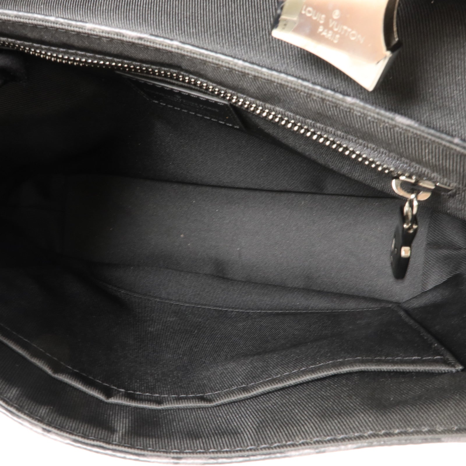 LOUIS VUITTON Monogram Eclipse Messenger PM Voyager銀扣肩背袋