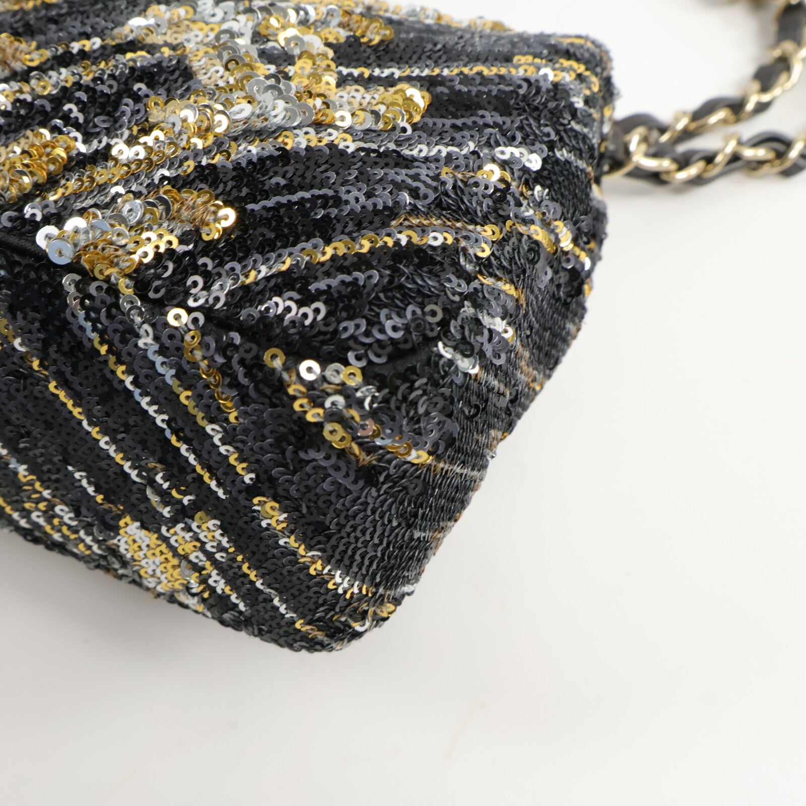 CHANEL 羊皮皮革/珠片Chain Shoulder Bag鏈帶肩背袋