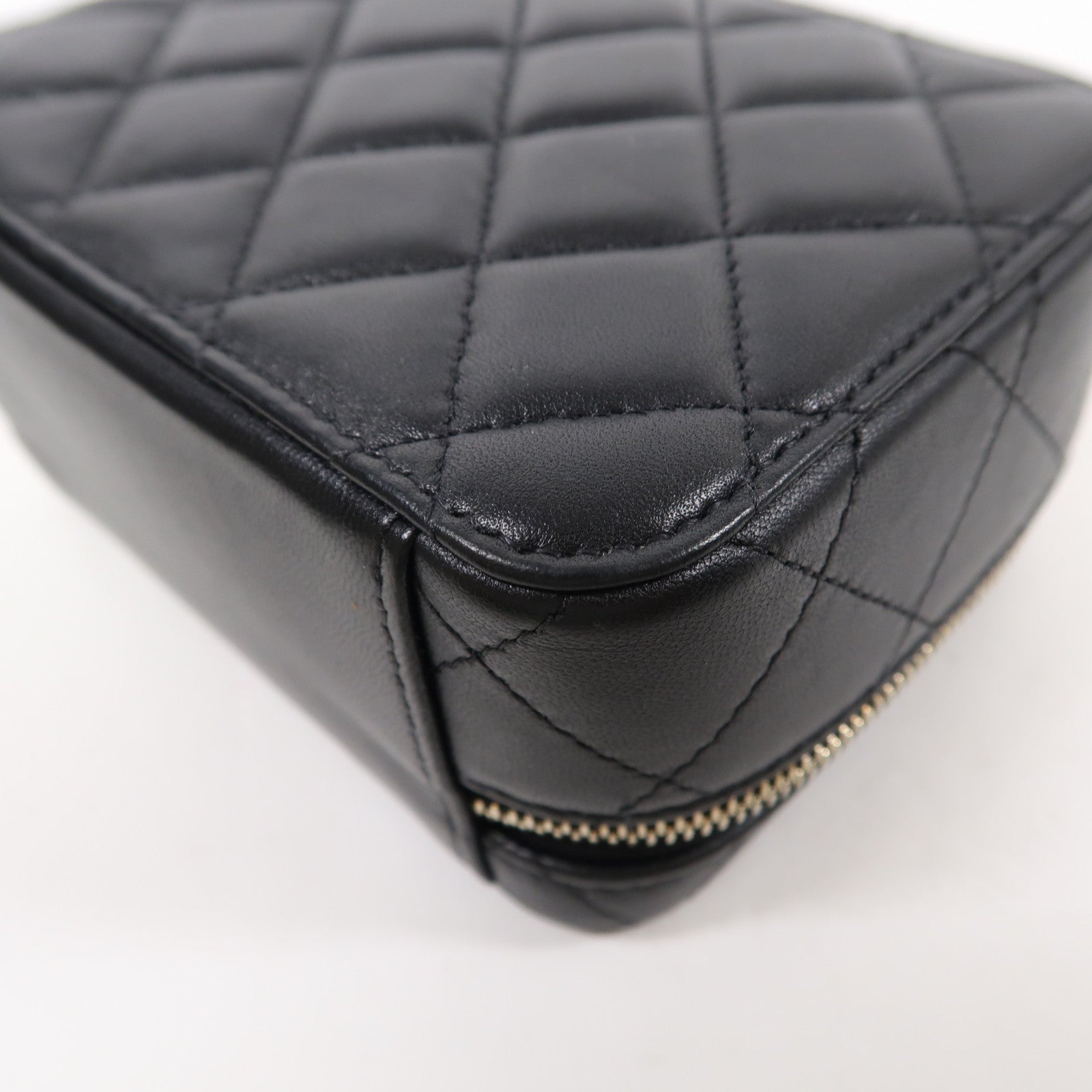 CHANEL 【激減優惠】羊皮皮革Chain Shoulder金扣鏈帶肩背袋