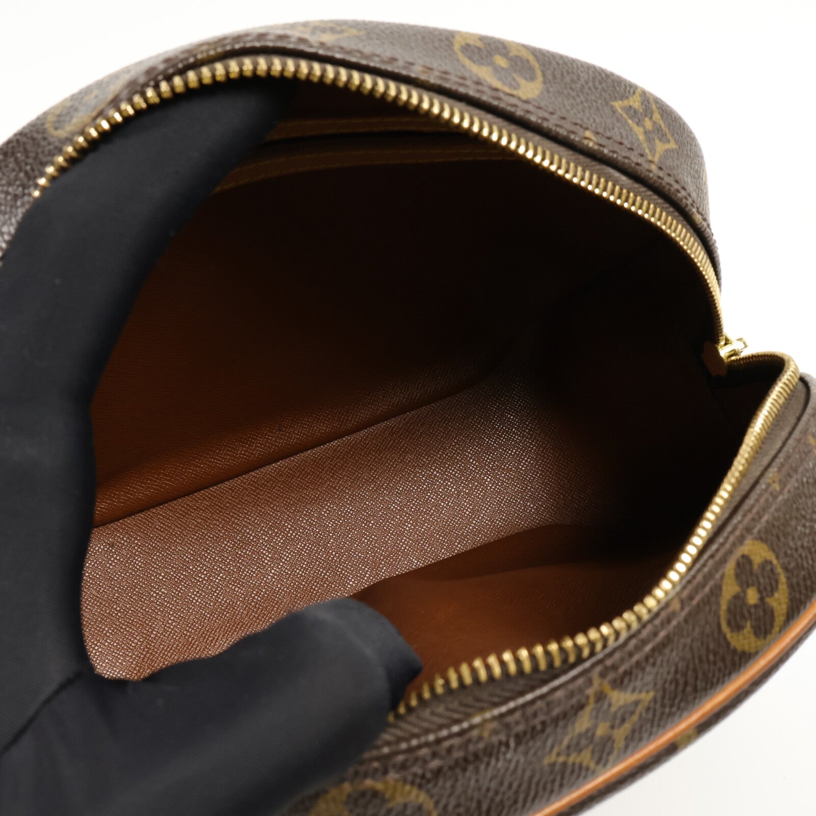 LOUIS VUITTON Monogram Blois肩背袋