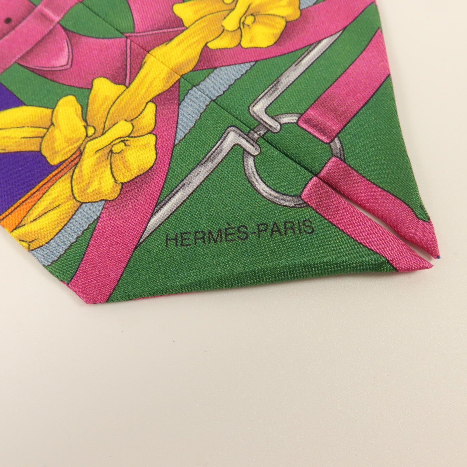 HERMES 絲質Twilly絲巾
